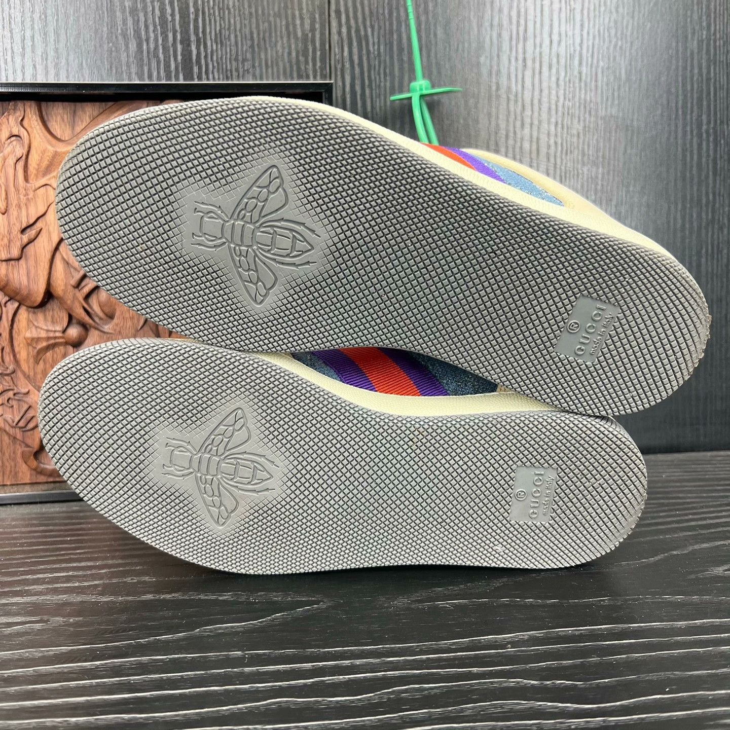 Gucci Gucci Blue Lowtop Sneakers 35 Women Size US 5 / IT 35 - 7 Thumbnail