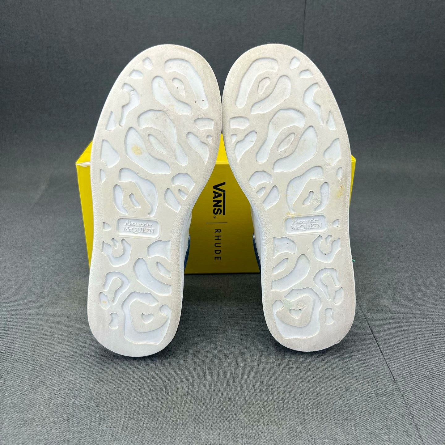 Alexander McQueen Alexander McQueen Blue Lowtop Sneakers 39 Men Size US 6.5 / EU 39-40 - 8 Thumbnail