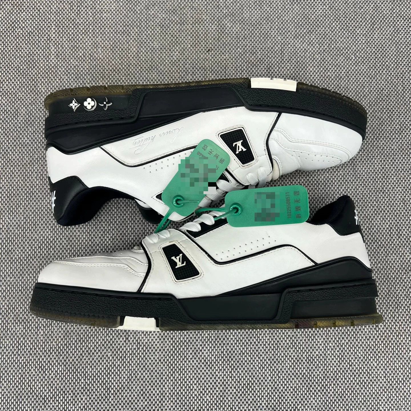 Louis Vuitton Louis Vuitton Training Black Lowtop Sneakers 41 Men Size US 8.5 / EU 41-42 - 2 Thumbnail