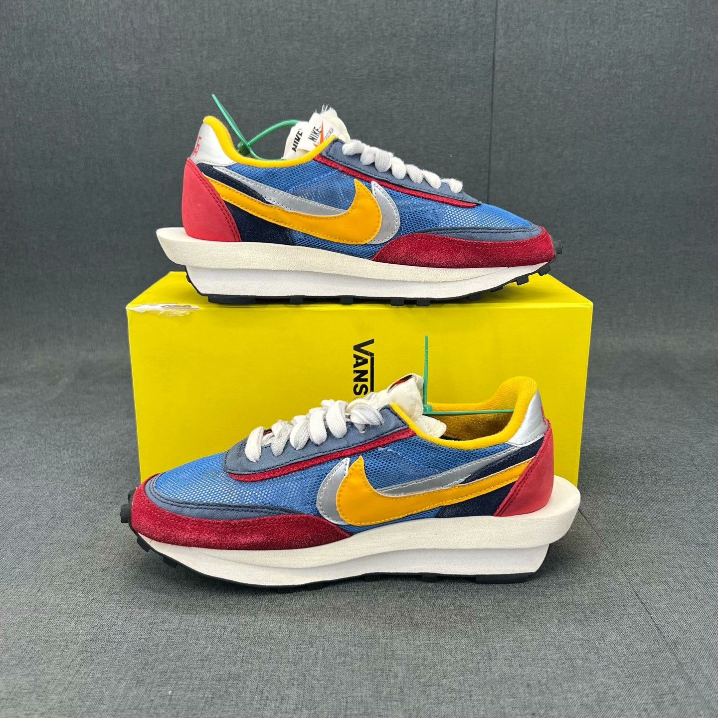 Sacai Sacai Blue Lowtop Sneakers 39 Men Size US 6.5 / EU 39-40 - 3 Thumbnail