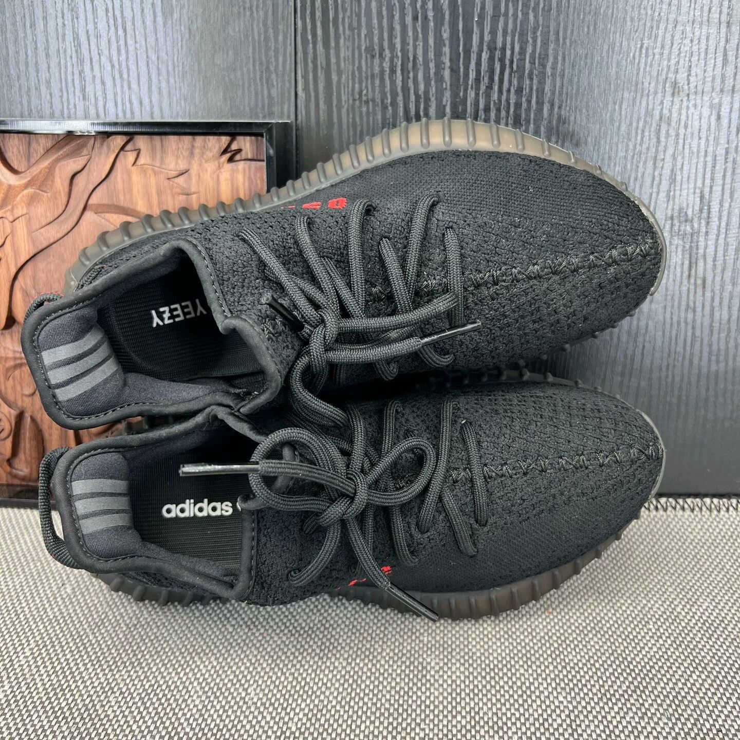 Yeezy Yeezy Black Lowtop Sneakers 39 Men Size US 6.5 / EU 39-40 - 7 Thumbnail