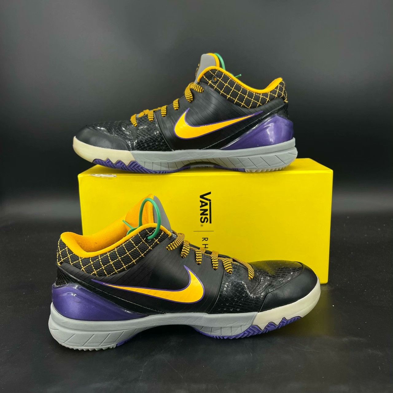 Nike Nike Yellow Lowtop Sneakers 42 Men Size US 9 / EU 42 - 2 Thumbnail