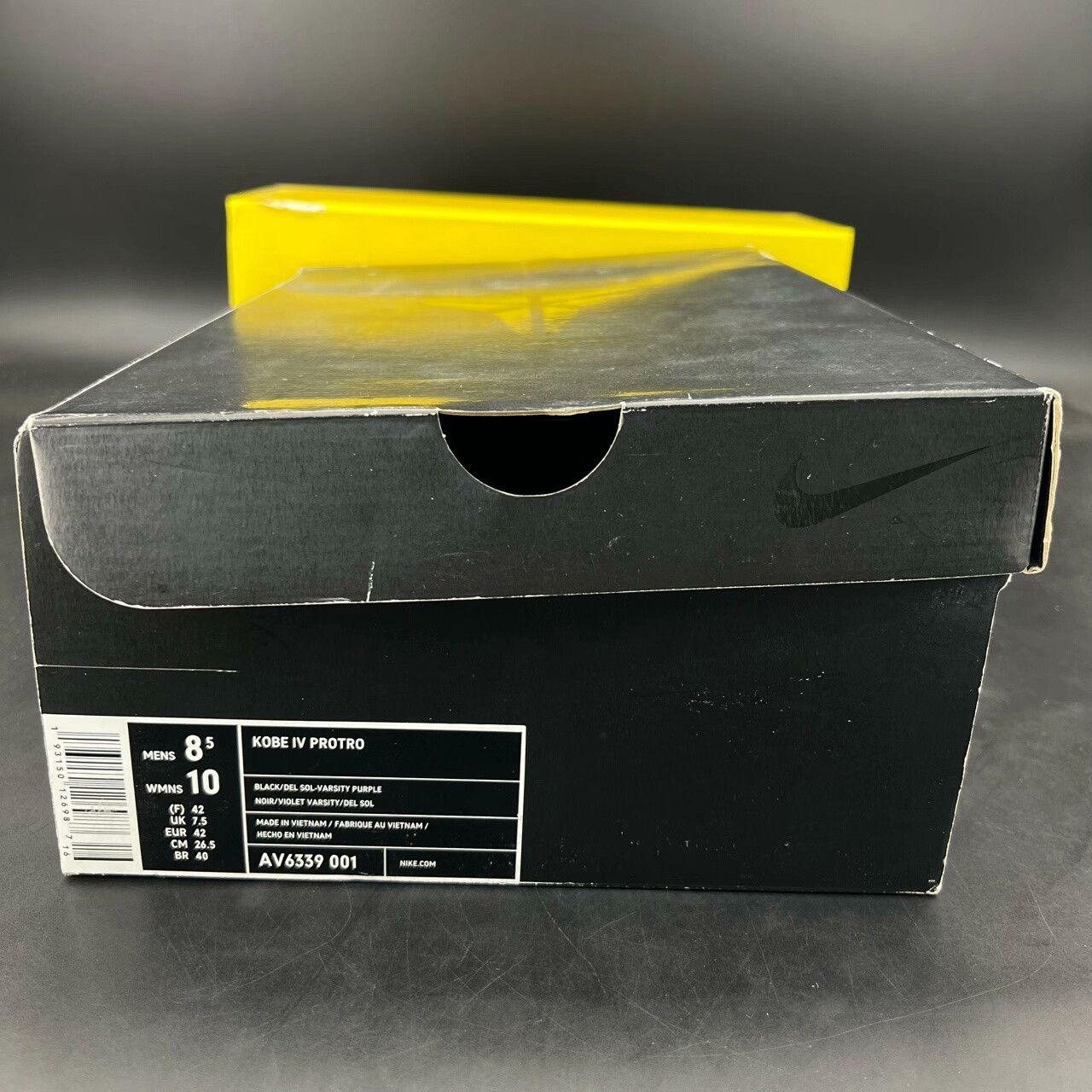Nike Nike Yellow Lowtop Sneakers 42 Men Size US 9 / EU 42 - 9 Thumbnail
