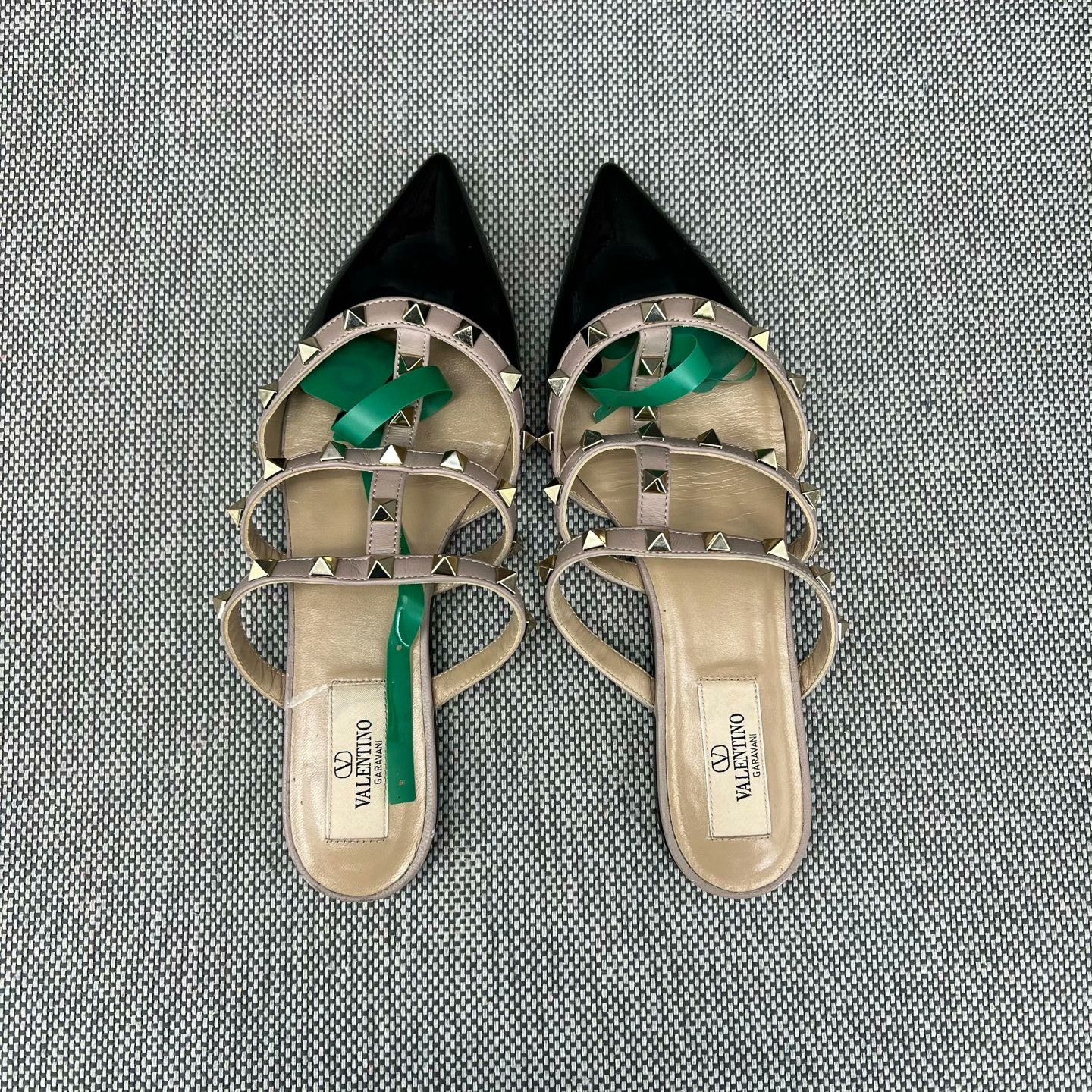 Valentino Valentino Black Lowtop Sneakers 36 Women Size US 6 / IT 36 - 8 Thumbnail