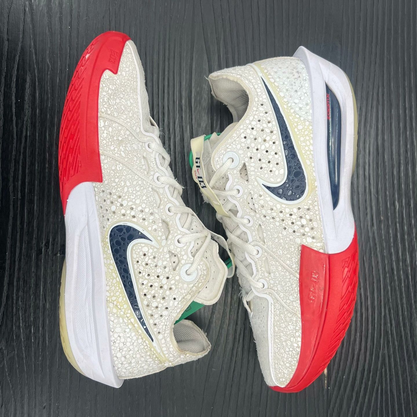 Nike Nike Red Lowtop Sneakers 42 Men Size US 9 / EU 42 - 2 Thumbnail