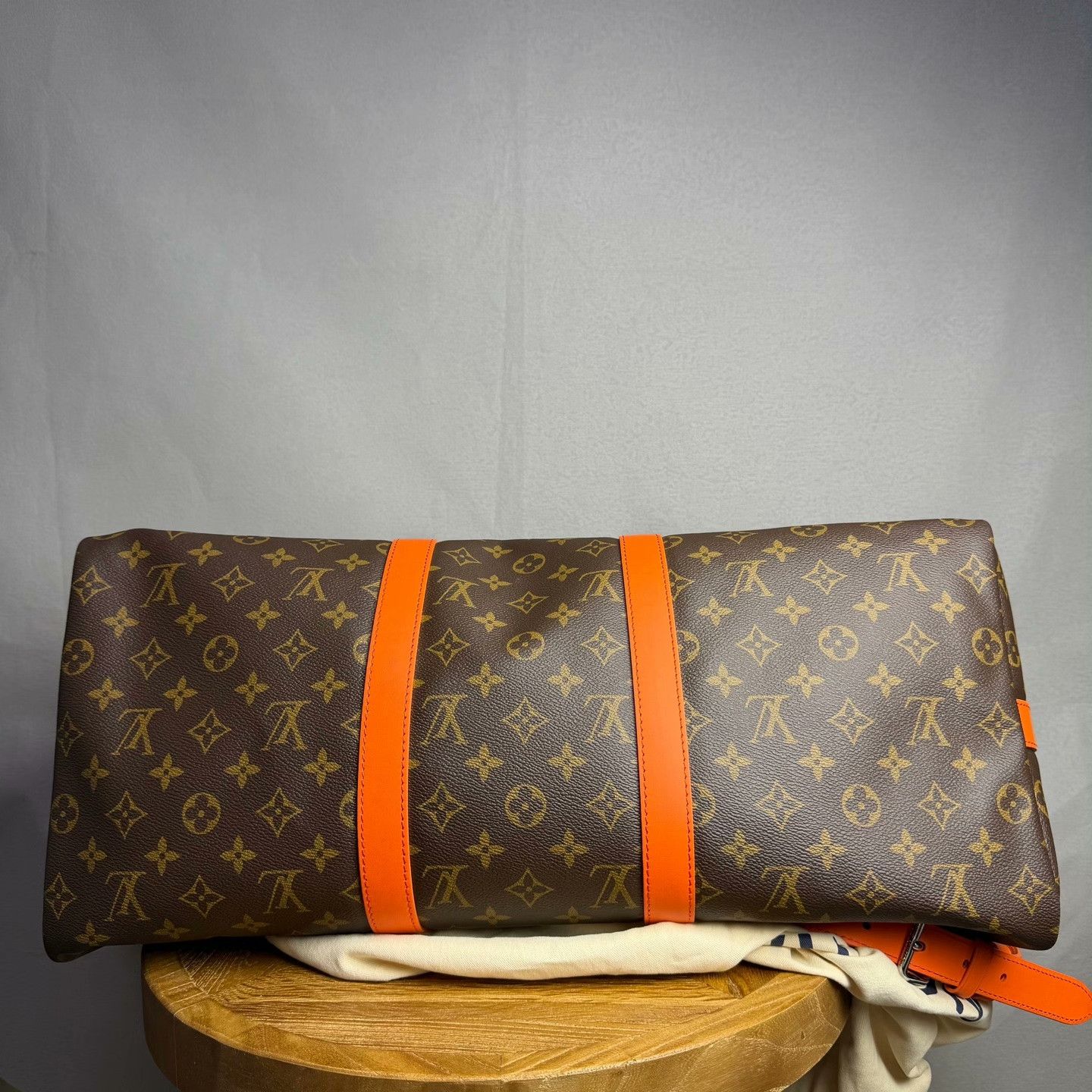 Louis Vuitton Louis Vuitton Orange Bag M Men Size ONE SIZE - 5 Thumbnail