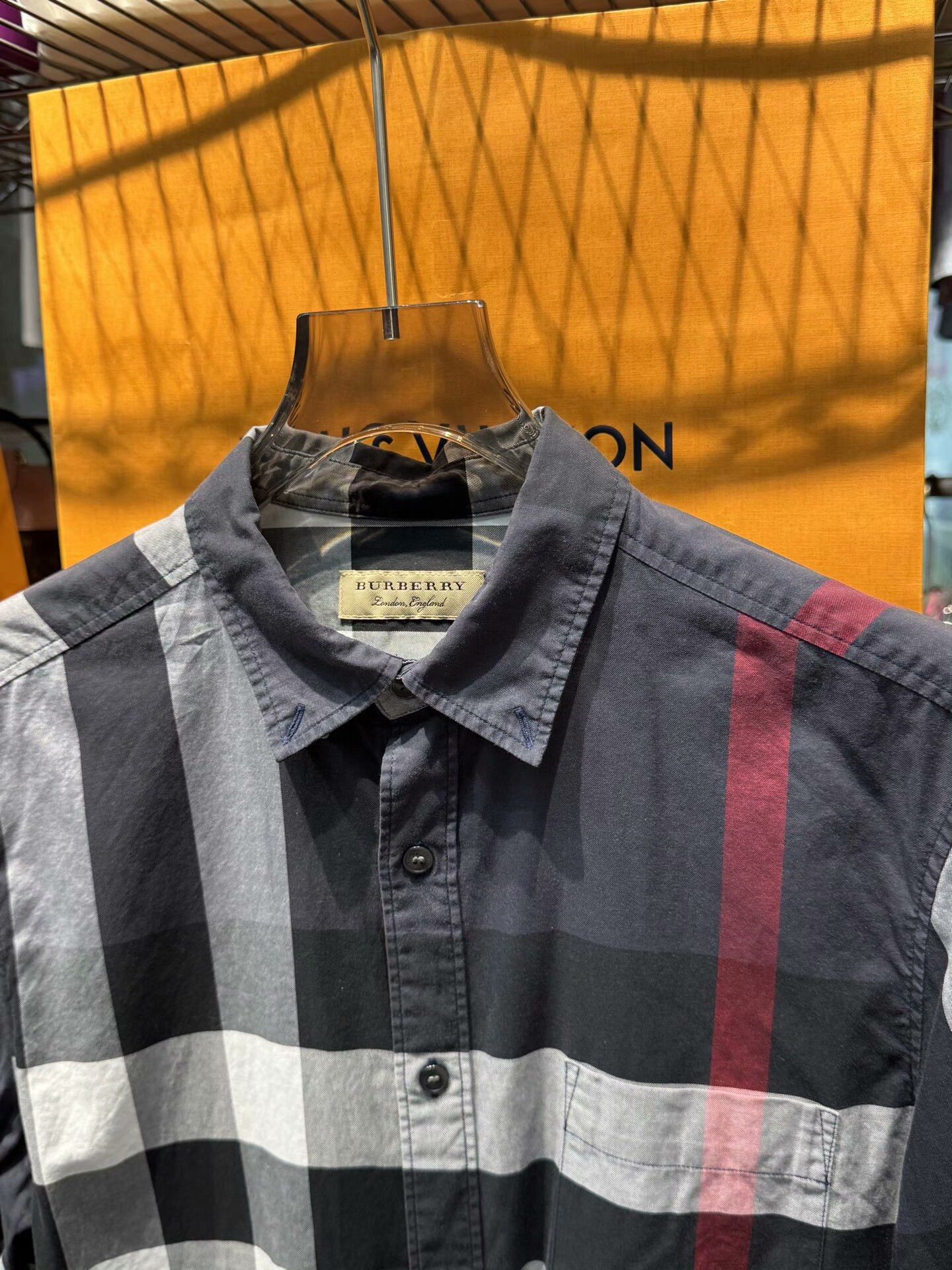 Burberry Burberry Plaid Shirt M Men Size US M / EU 48-50 / 2 - 2 Thumbnail