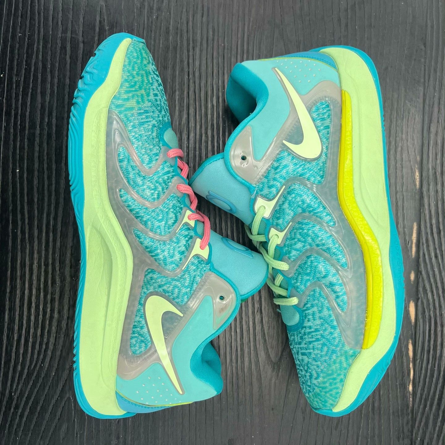Nike Nike Green Lowtop Sneakers 43 Men Size US 10 / EU 43 - 3 Thumbnail