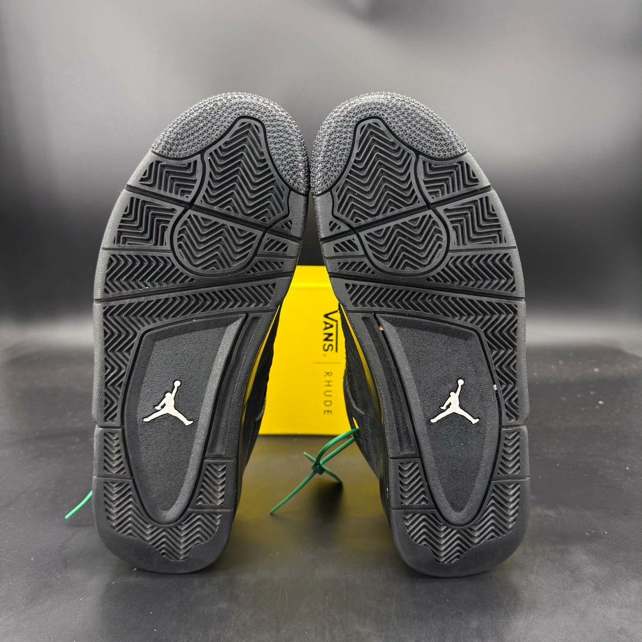 Nike Nike AJ4 Black Lowtop Sneakers 20 Men Size US 10 / EU 43 - 7 Thumbnail