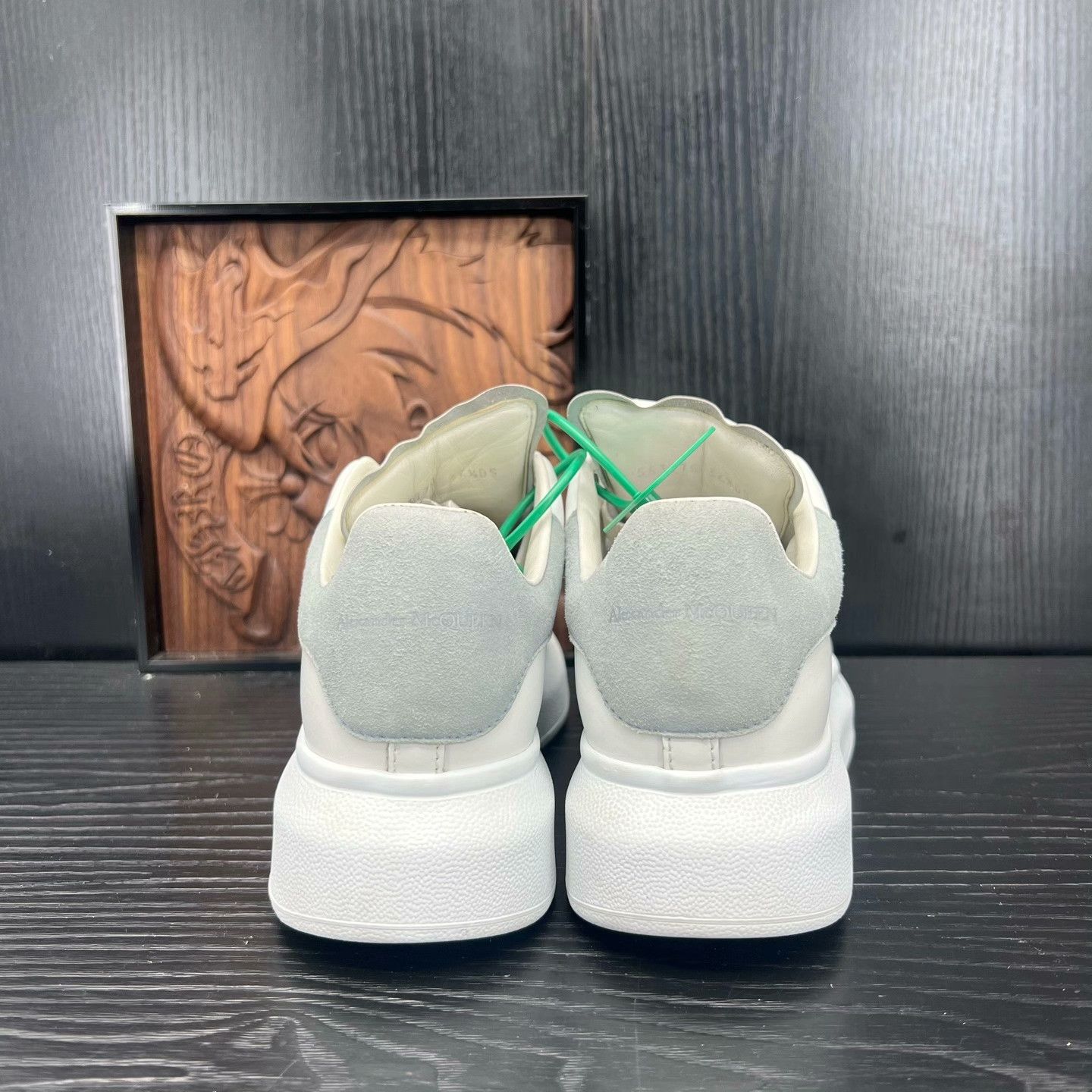 Alexander McQueen Alexander McQueen Blue Lowtop Sneakers 36 Women Size US 6 / IT 36 - 4 Thumbnail