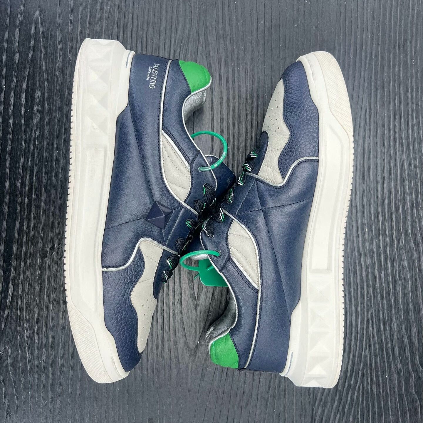 Valentino Valentino Blue Lowtop Sneakers 41 Men Size US 8.5 / EU 41-42 - 3 Thumbnail