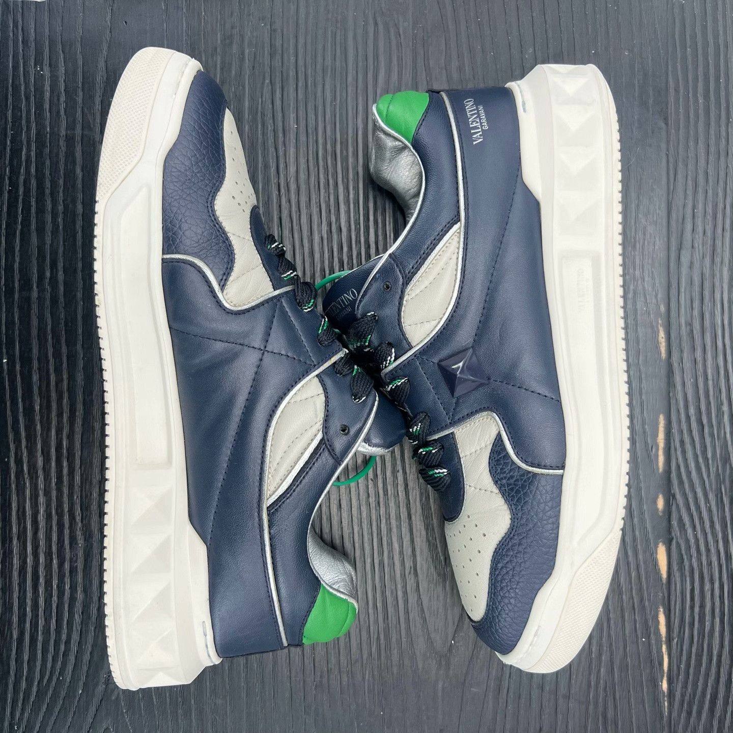 Valentino Valentino Blue Lowtop Sneakers 41 Men Size US 8.5 / EU 41-42 - 2 Thumbnail