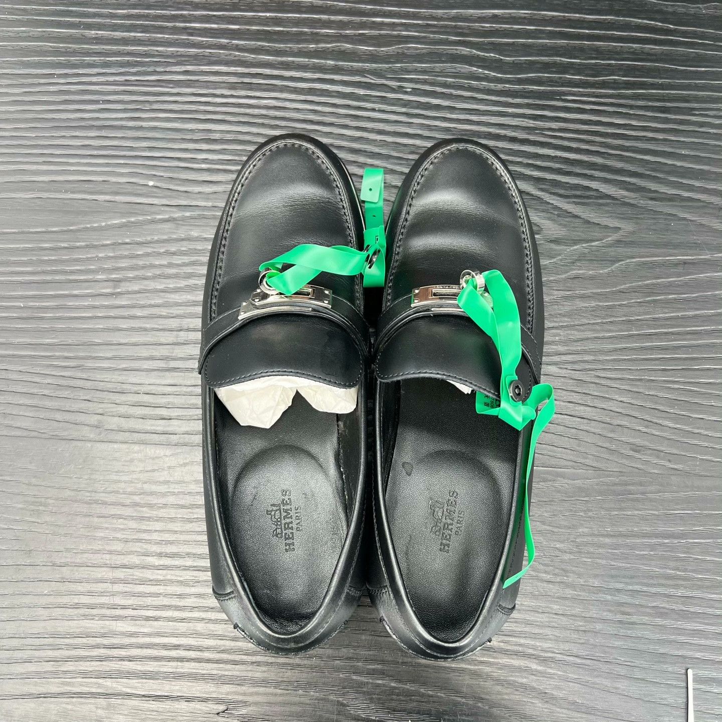 Hermes Hermes Black Lowtop Sneakers 38 Women Size US 7.5 / IT 37.5 - 6 Thumbnail