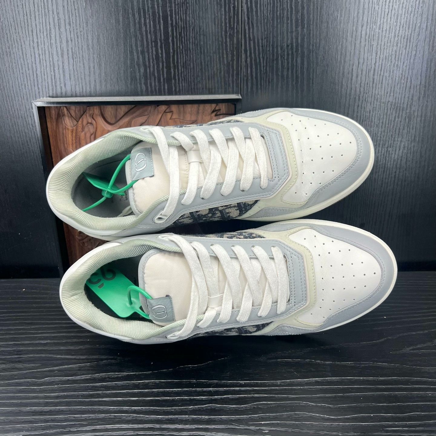 Dior Dior White Lowtop Sneakers 27 Men Size US 10 / EU 43 - 7 Thumbnail