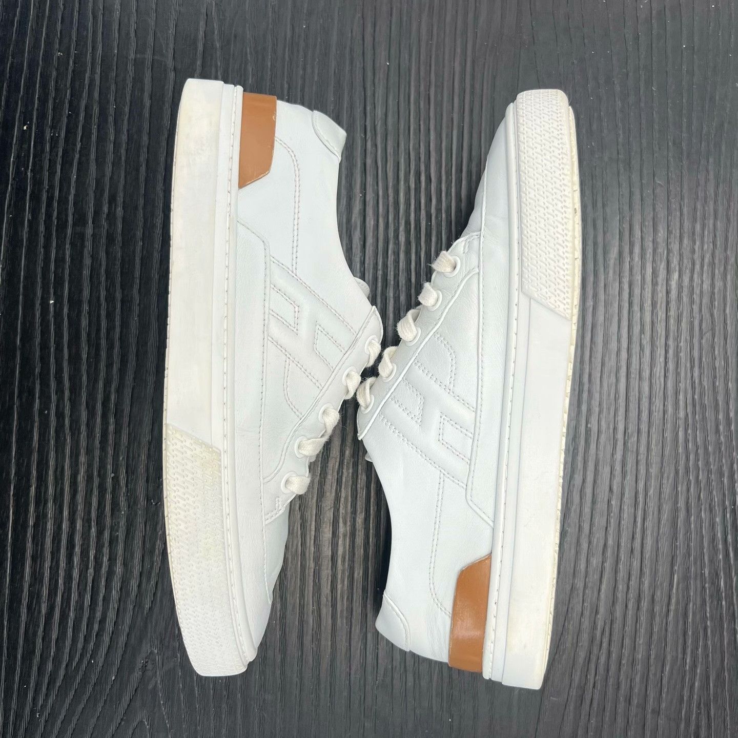 Hermes Hermes White Lowtop Sneakers 37 Women Size US 6.5 / IT 36.5 - 3 Thumbnail