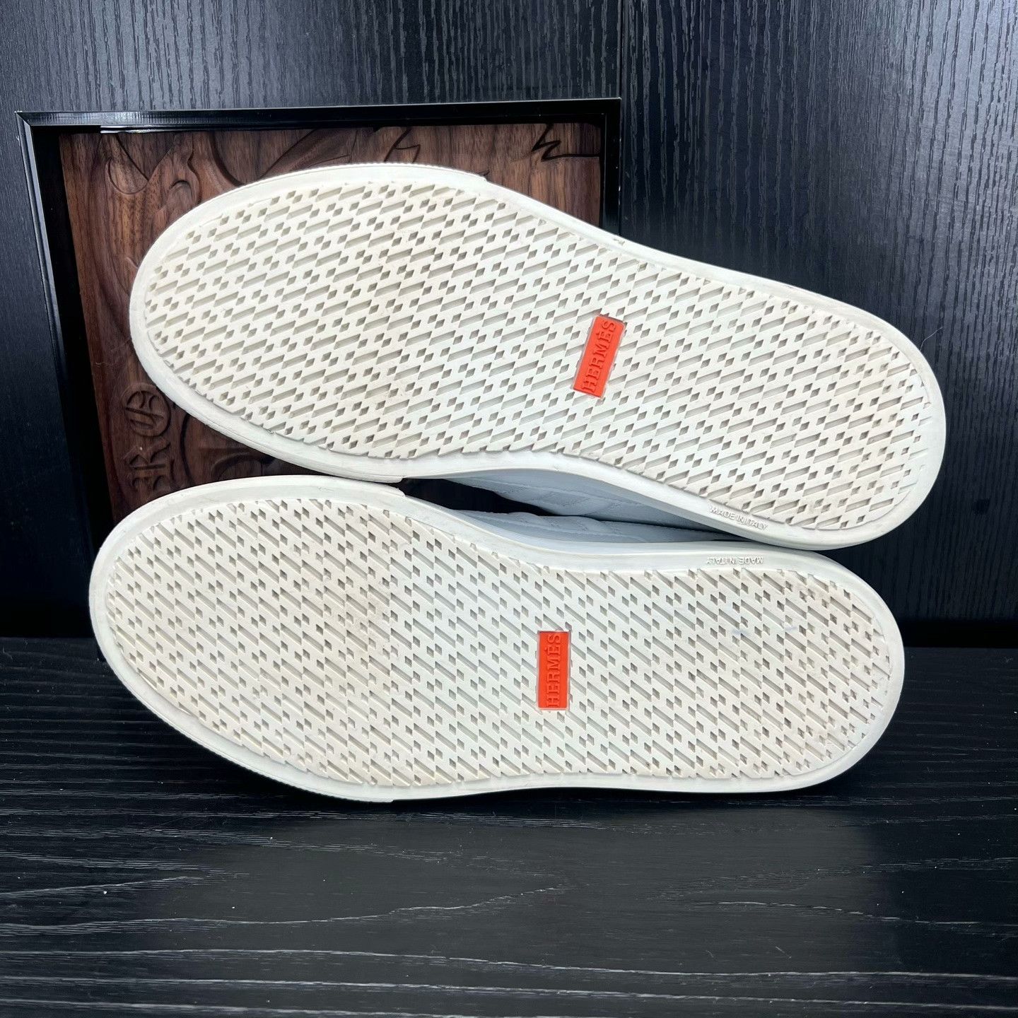 Hermes Hermes White Lowtop Sneakers 37 Women Size US 6.5 / IT 36.5 - 6 Thumbnail