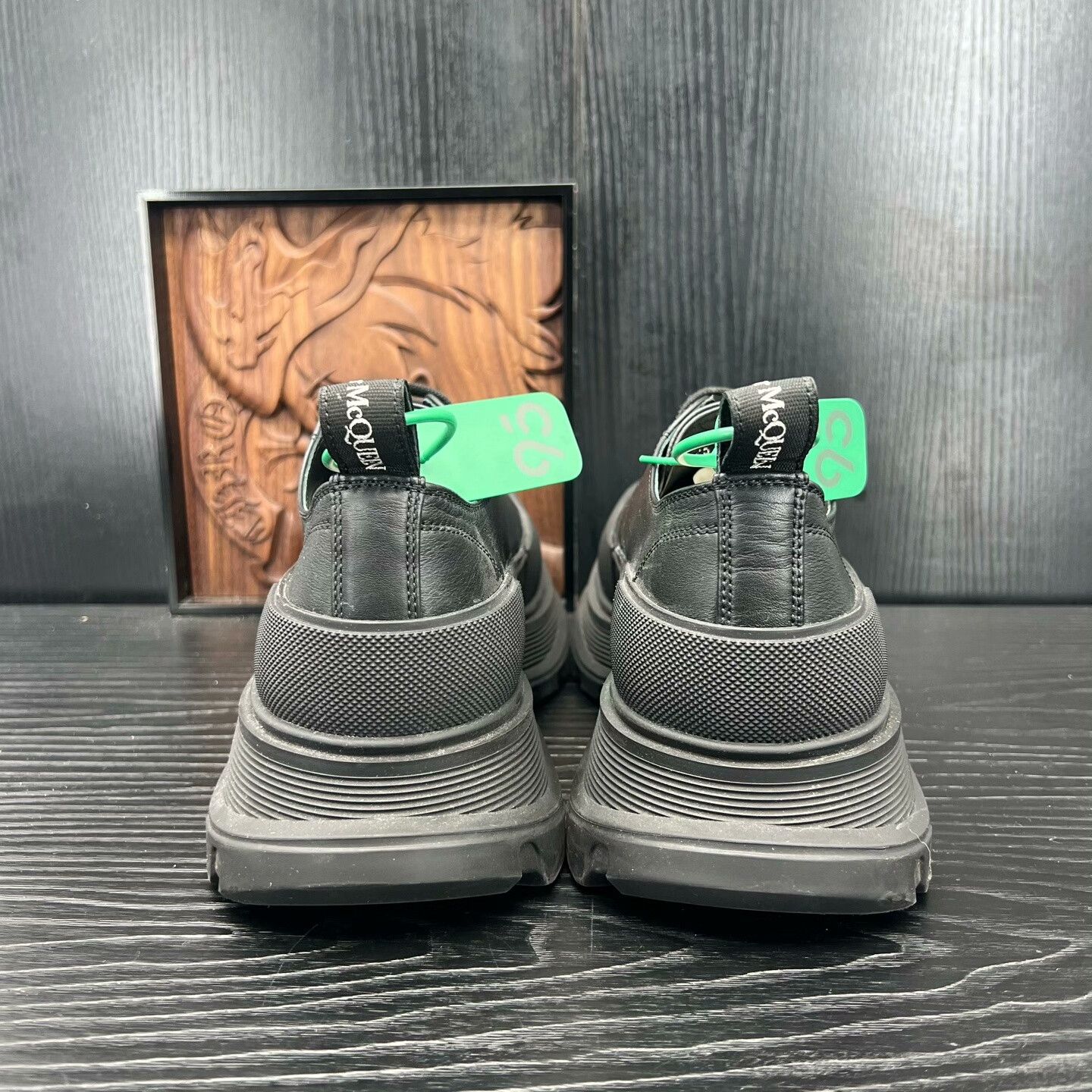 Alexander McQueen Alexander McQueen Black Lowtop Sneakers 41 Men Size US 8.5 / EU 41-42 - 6 Thumbnail