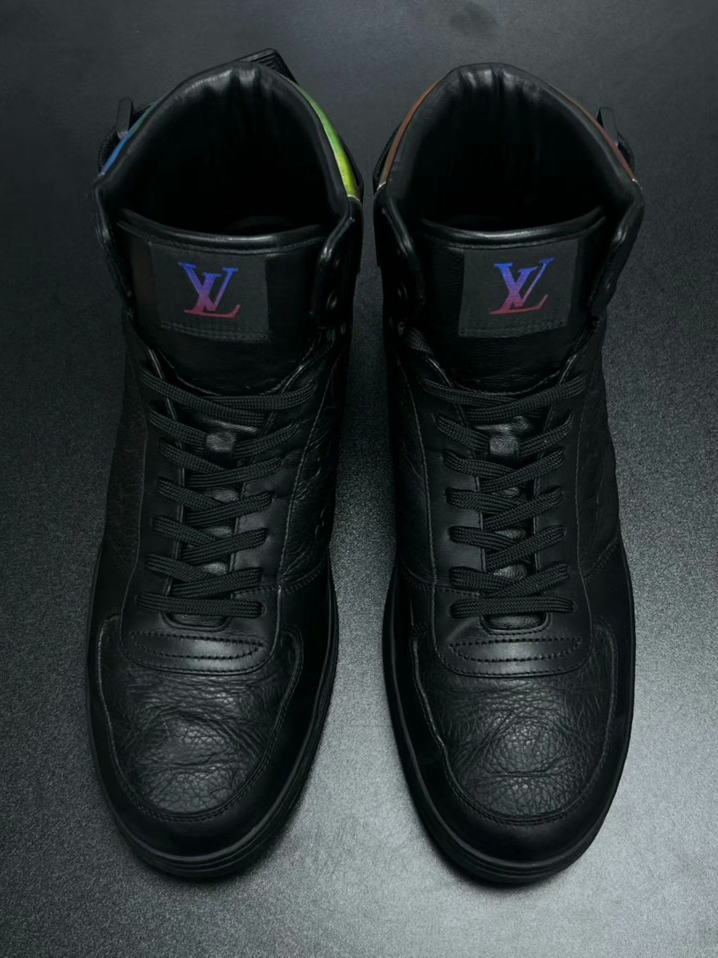 Louis Vuitton Louis Vuitton Black Hitop Sneakers 42 Men Size US 9 / EU 42 - 3 Thumbnail