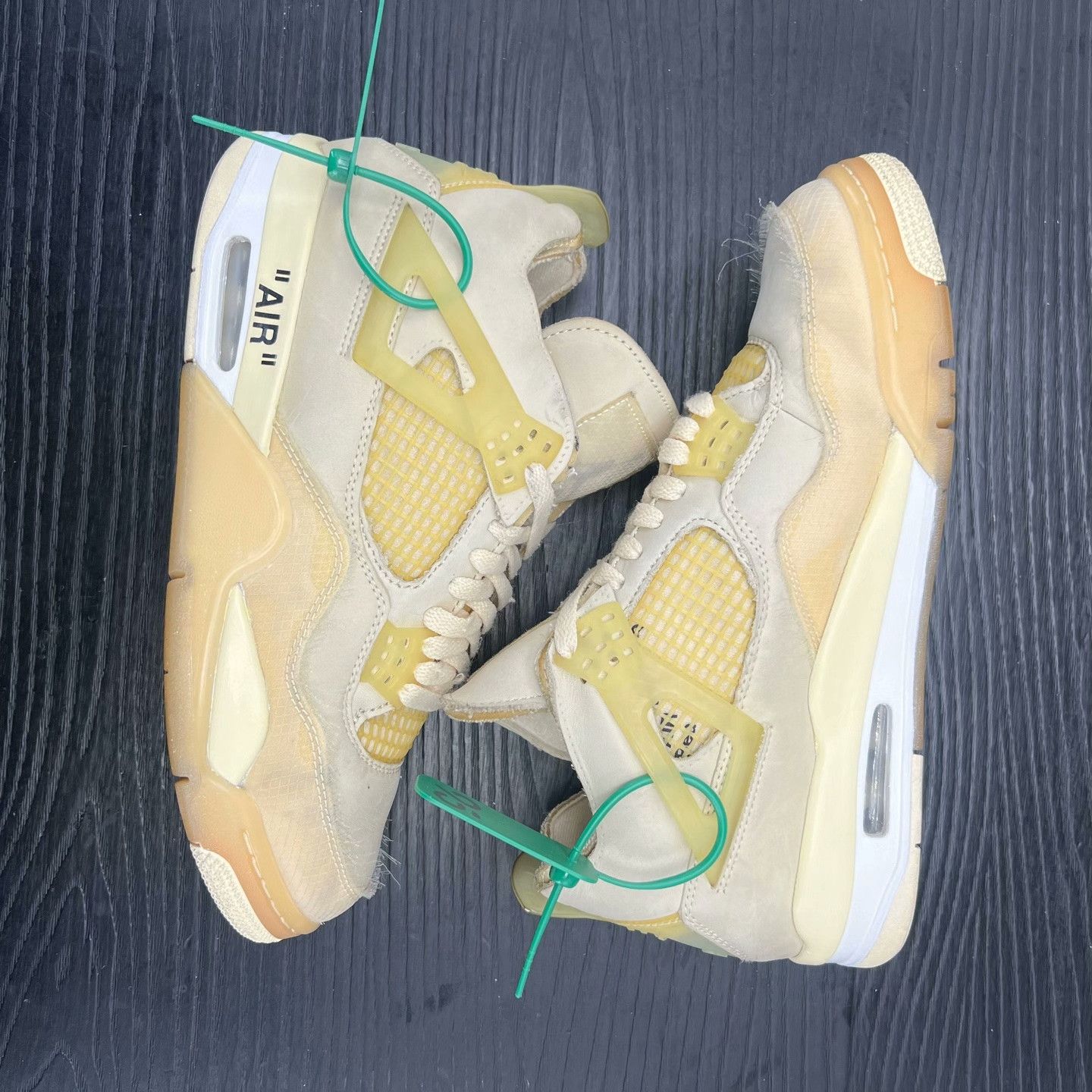Nike Nike AJ4 White Lowtop Sneakers 42 Men Size US 9 / EU 42 - 3 Thumbnail