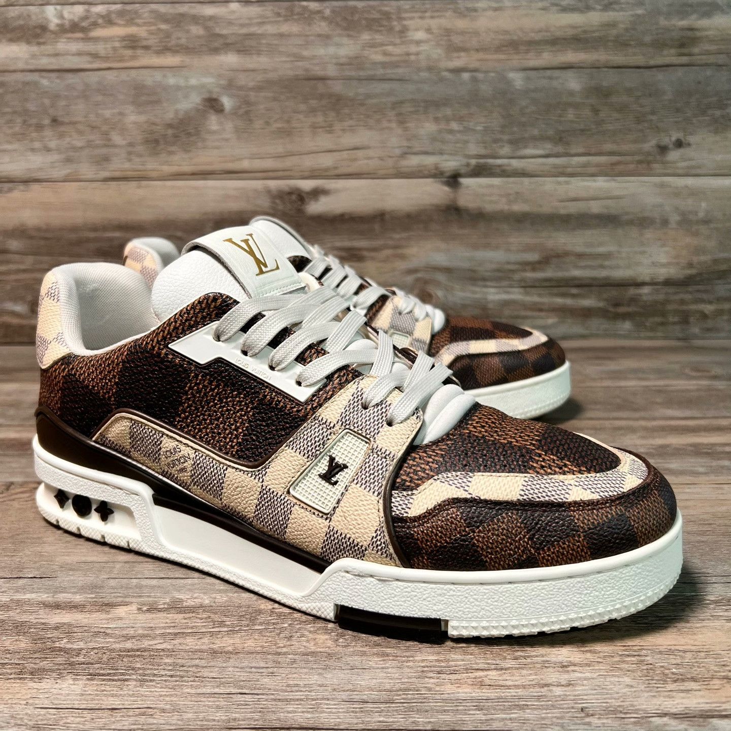 Louis Vuitton Louis Vuitton Training Brown Lowtop Sneakers 9 Men Size US 9 / EU 42 - 2 Thumbnail