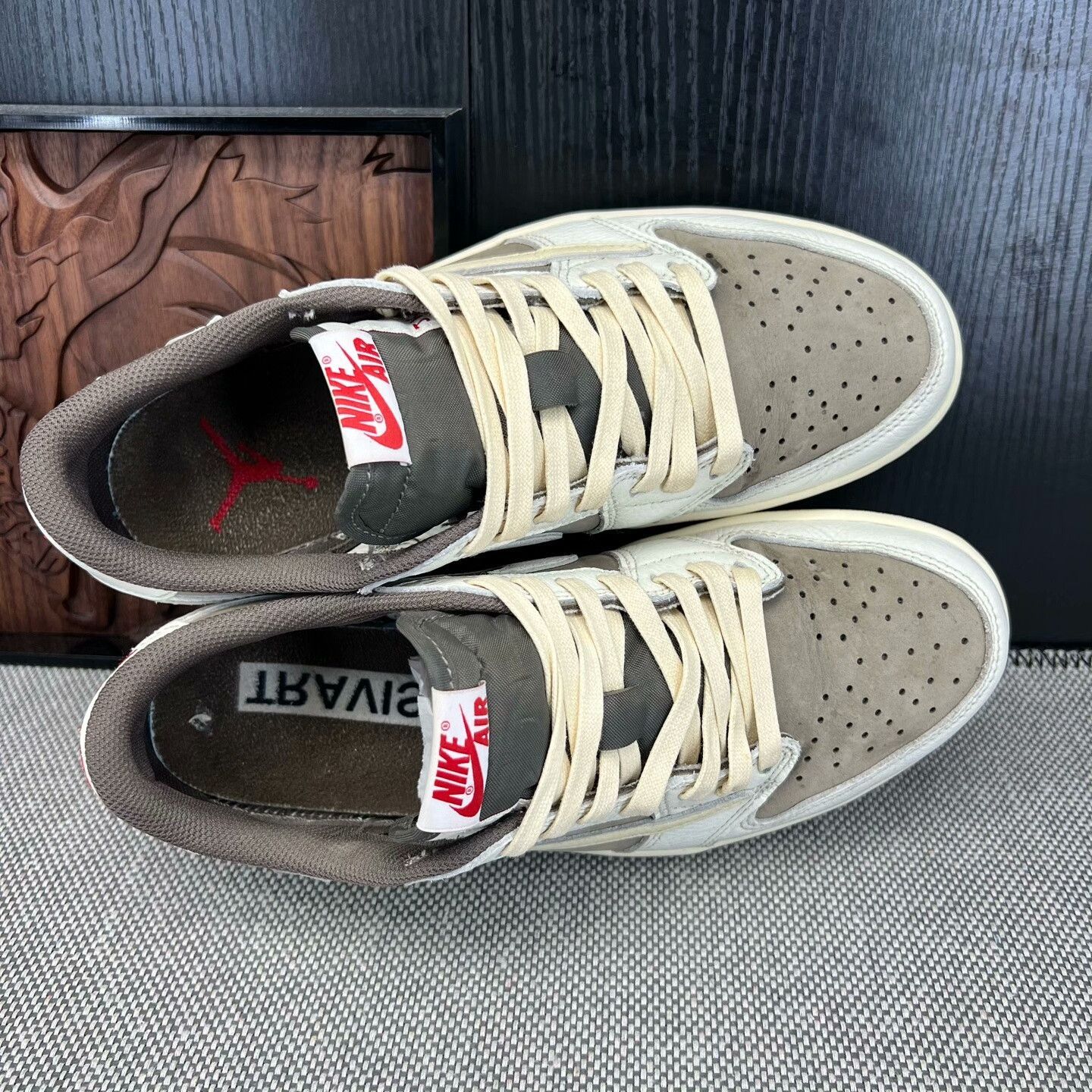 Nike Nike AJ1 Lowtop Sneakers 42 Men Size US 9 / EU 42 - 6 Thumbnail