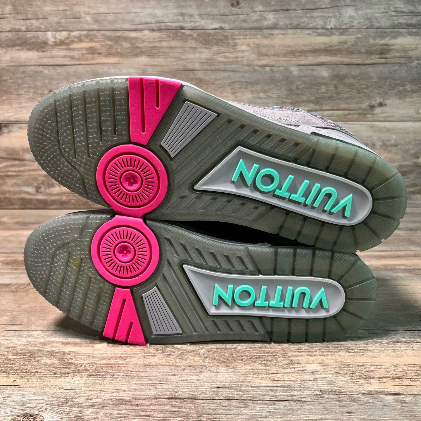 Louis Vuitton Louis Vuitton Training Lowtop Sneakers 40 Men Size US 7.5 / EU 40-41 - 6 Thumbnail