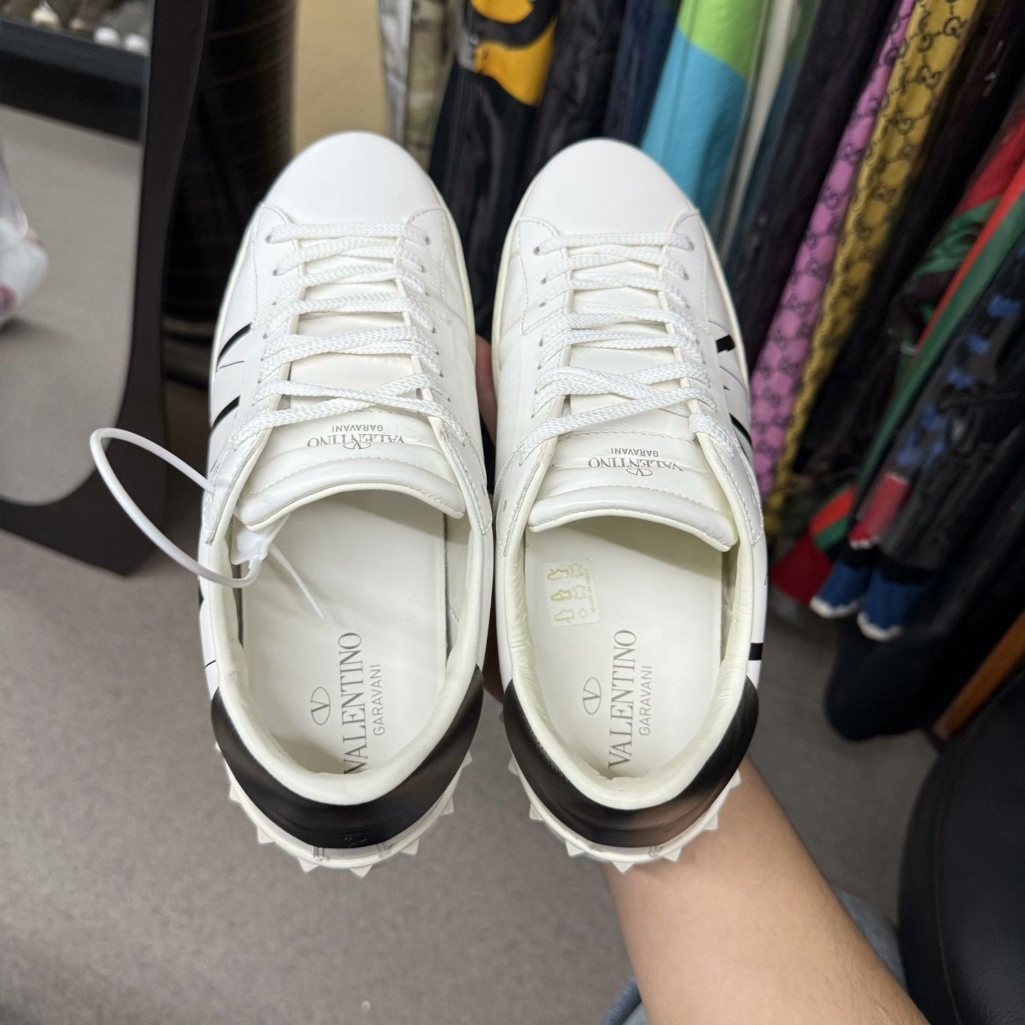 Valentino Valentino White Lowtop Sneakers 41 Men Size US 8.5 / EU 41-42 - 8 Thumbnail