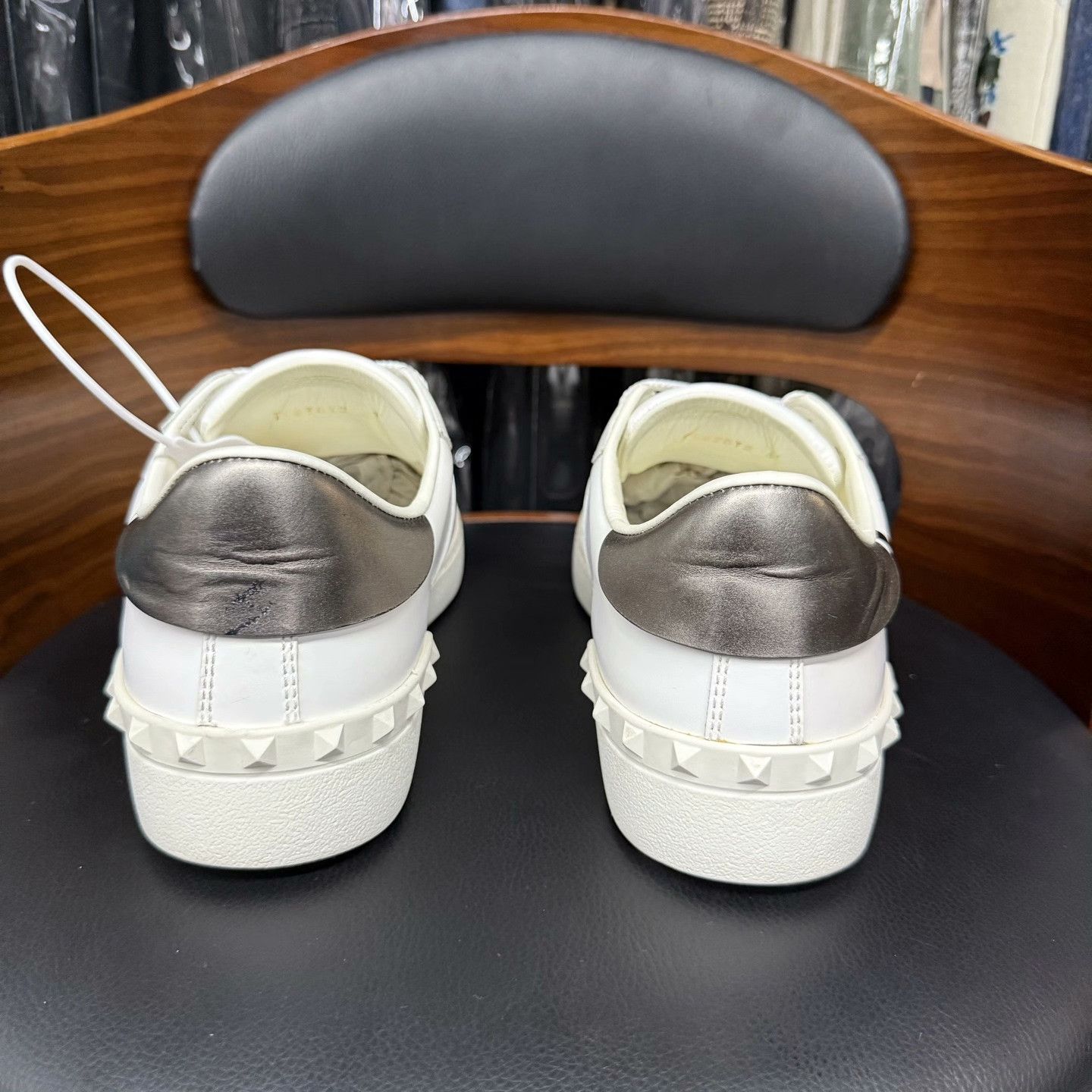 Valentino Valentino White Lowtop Sneakers 41 Men Size US 8.5 / EU 41-42 - 3 Thumbnail