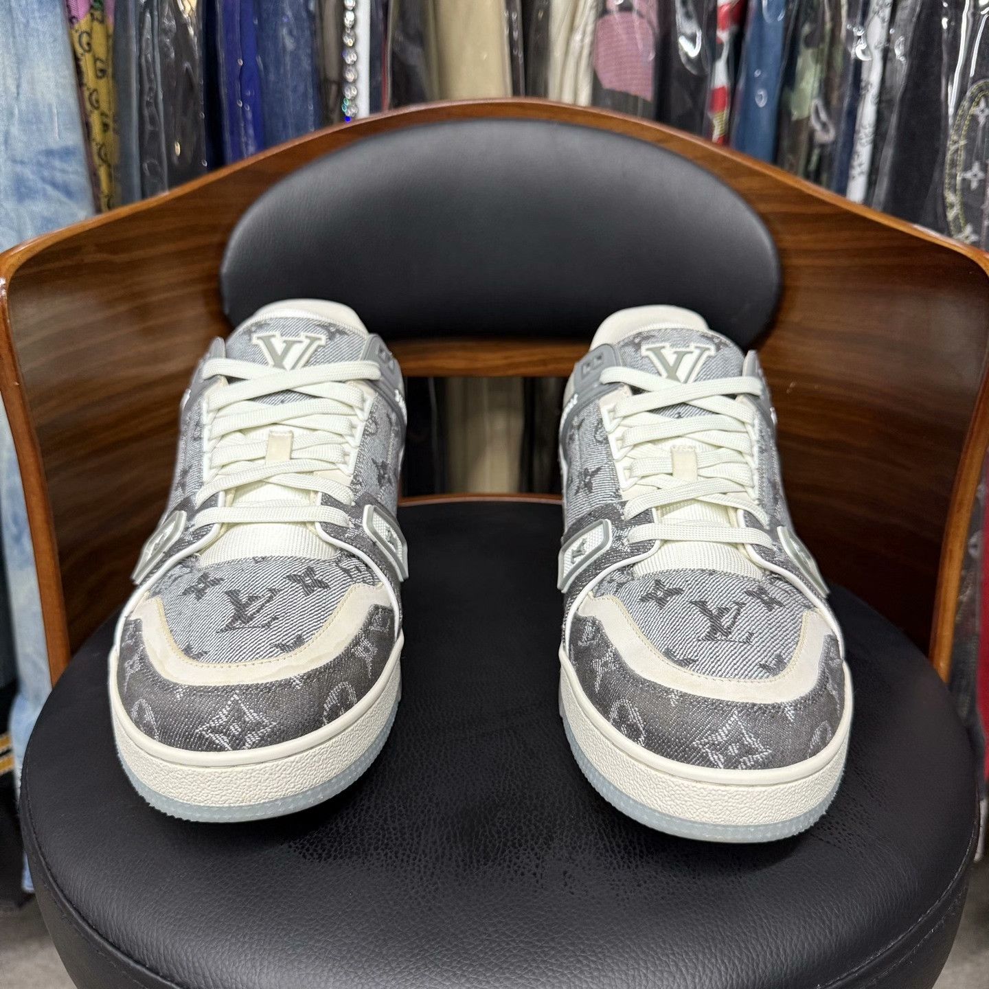 Louis Vuitton Louis Vuitton Training Denim White Lowtop Sneakers 10 Men Size US 10 / EU 43 - 2 Thumbnail