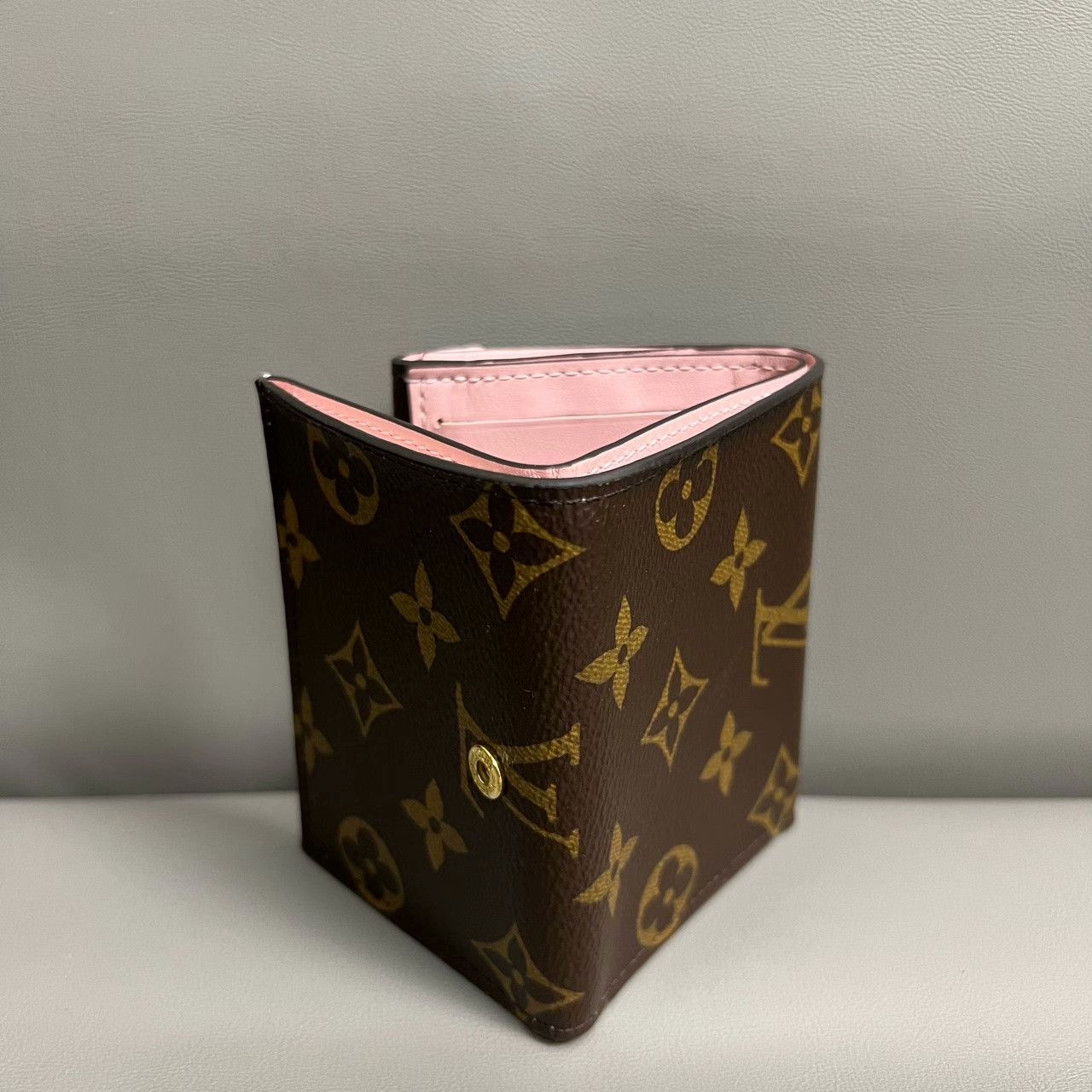 Louis Vuitton Louis Vuitton Multi Item 45 Men Size ONE SIZE - 5 Thumbnail