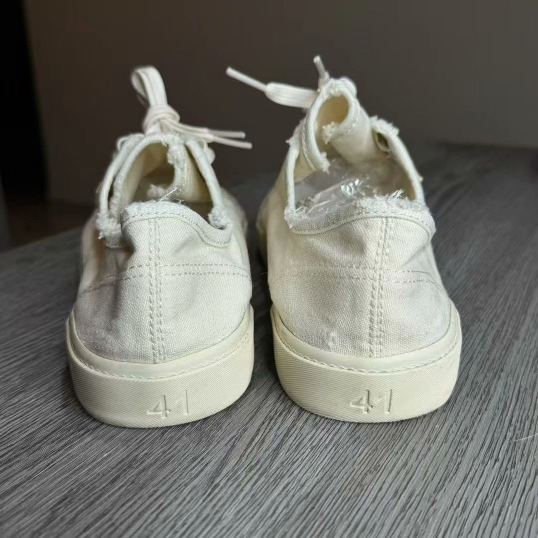 Balenciaga Balenciaga Canvas Lowtop Sneakers 41 Women Size US 10 / IT 40 - 2 Thumbnail