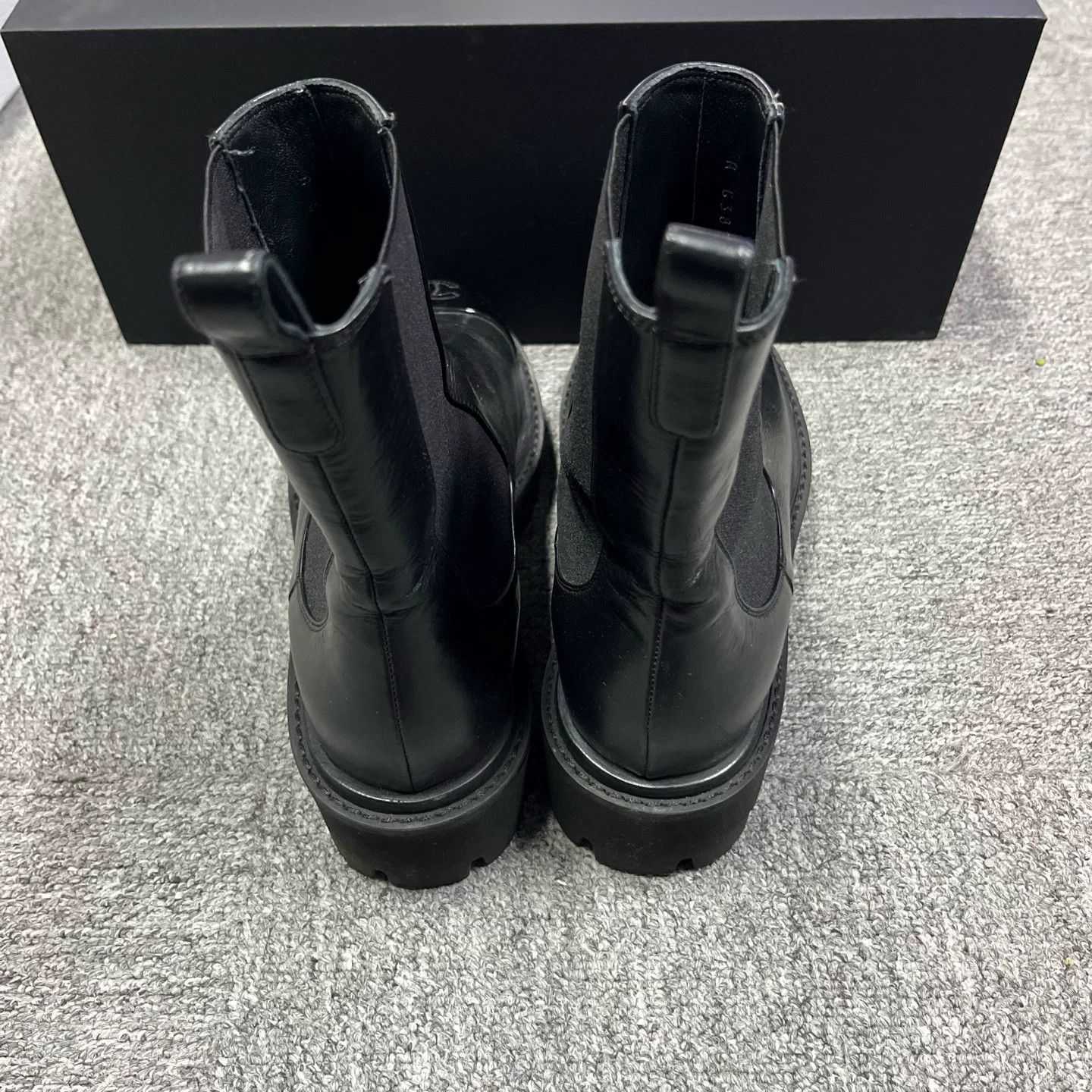 Chanel Chanel Leather Black Hoodie 36.5 Men Size US S / EU 44-46 / 1 - 4 Thumbnail