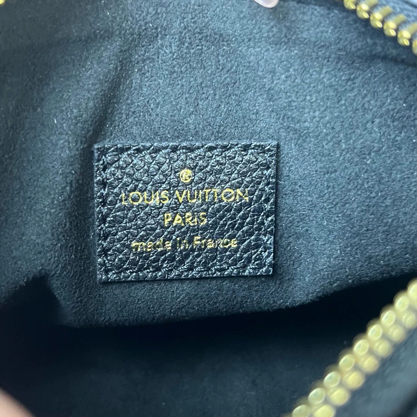 Louis Vuitton Louis Vuitton Black Designer Casual Size ONE SIZE - 6 Thumbnail