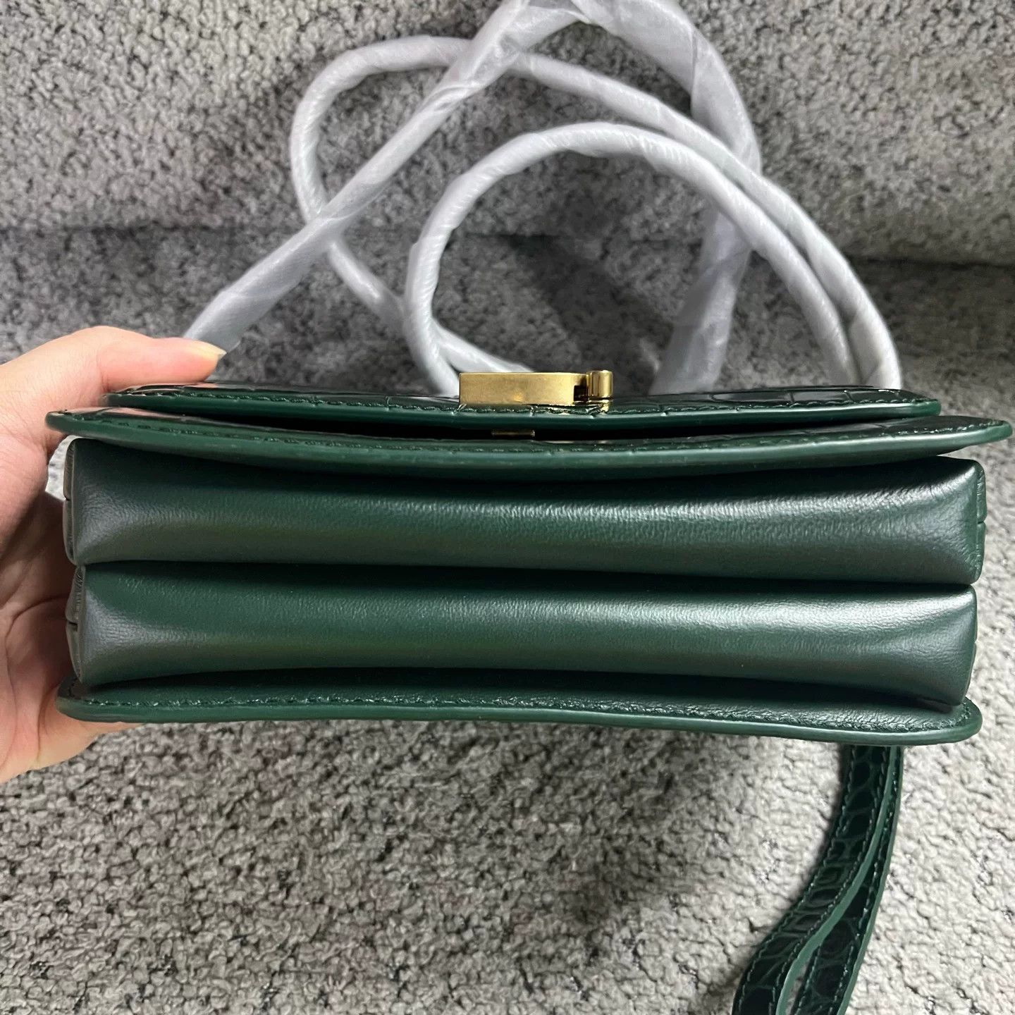 Balenciaga Balenciaga Retro Graphic Green Shoulder Bag Women Size ONE SIZE - 3 Thumbnail