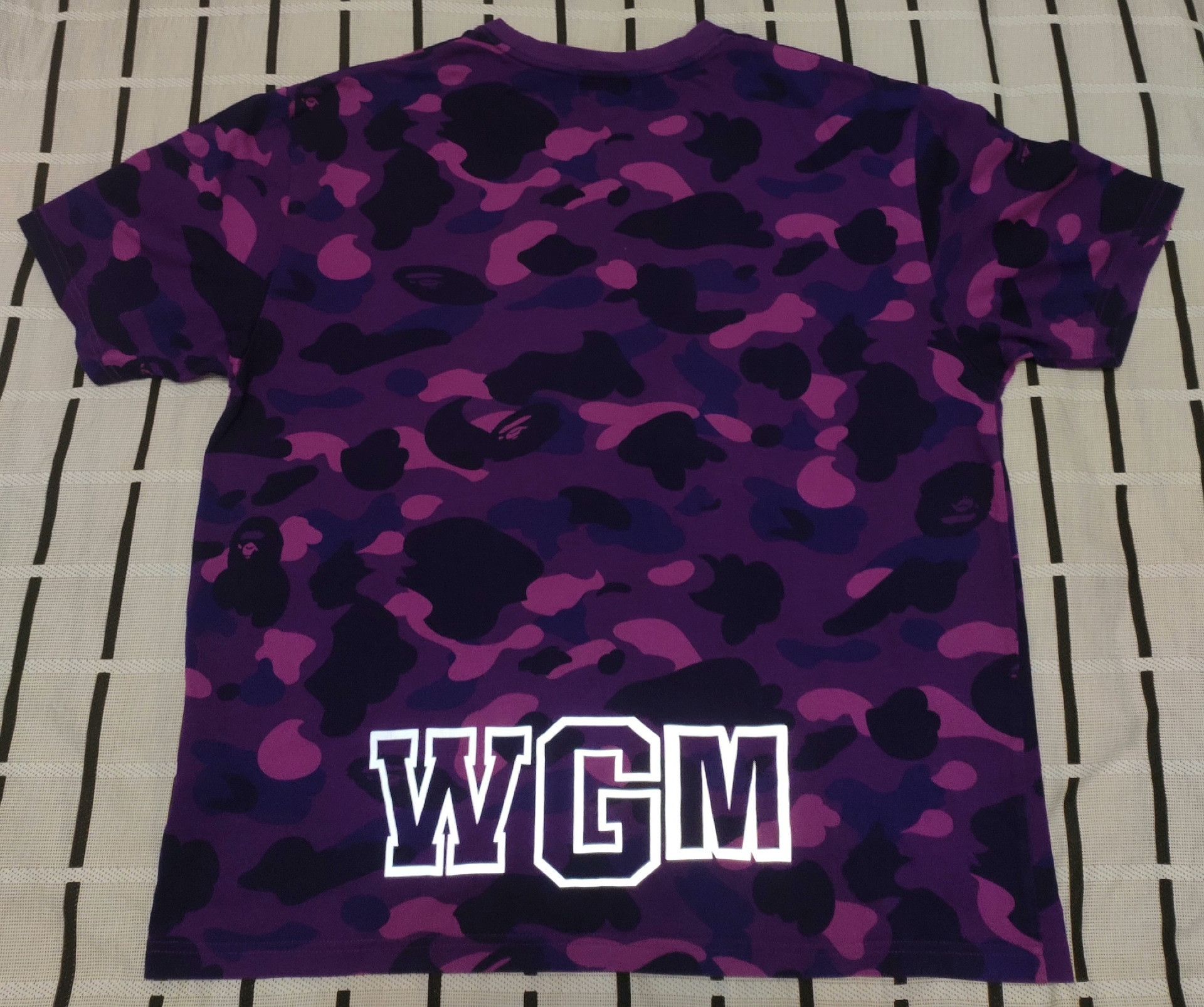 Bape Bape Shark Camo Purple T-Shirt M Men Size US M / EU 48-50 / 2 - 4 Thumbnail