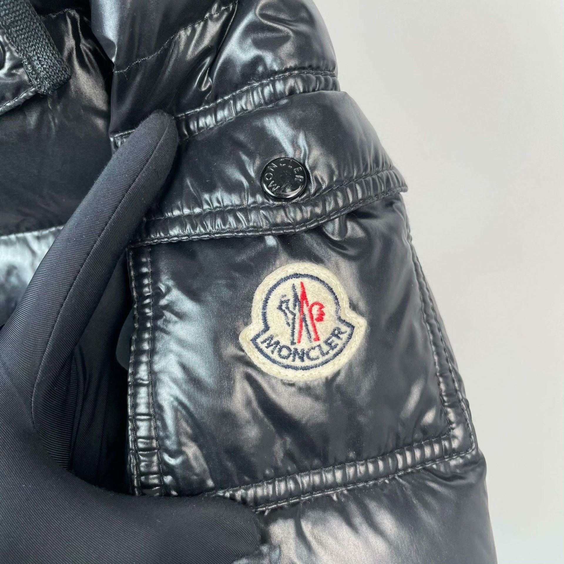 Moncler Moncler Down Cropped Down Jacket XS Women Size XS / US 0-2 / IT 36-38 - 3 Thumbnail