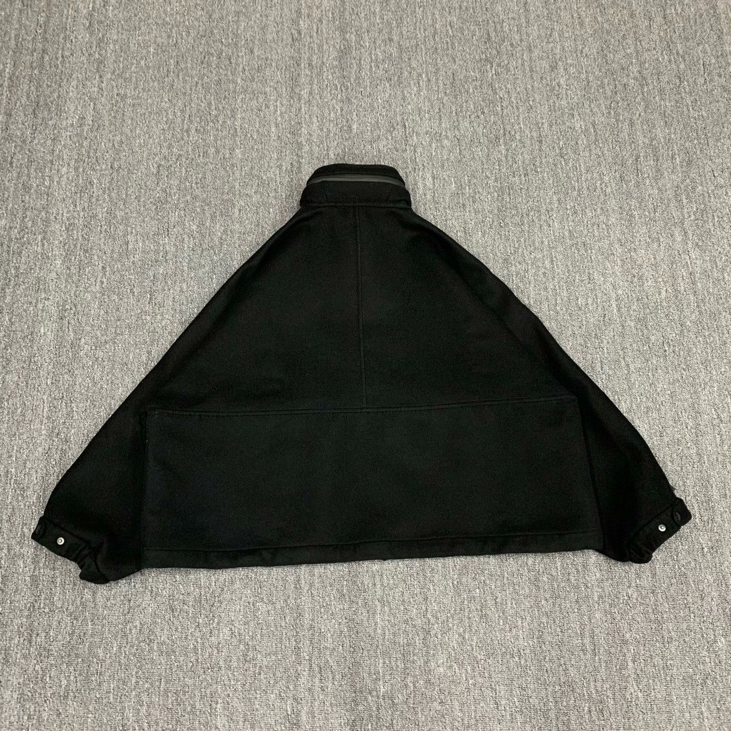 Louis Vuitton Louis Vuitton Black Heavy Coat 40 Men Size US M / EU 48-50 / 2 - 2 Thumbnail