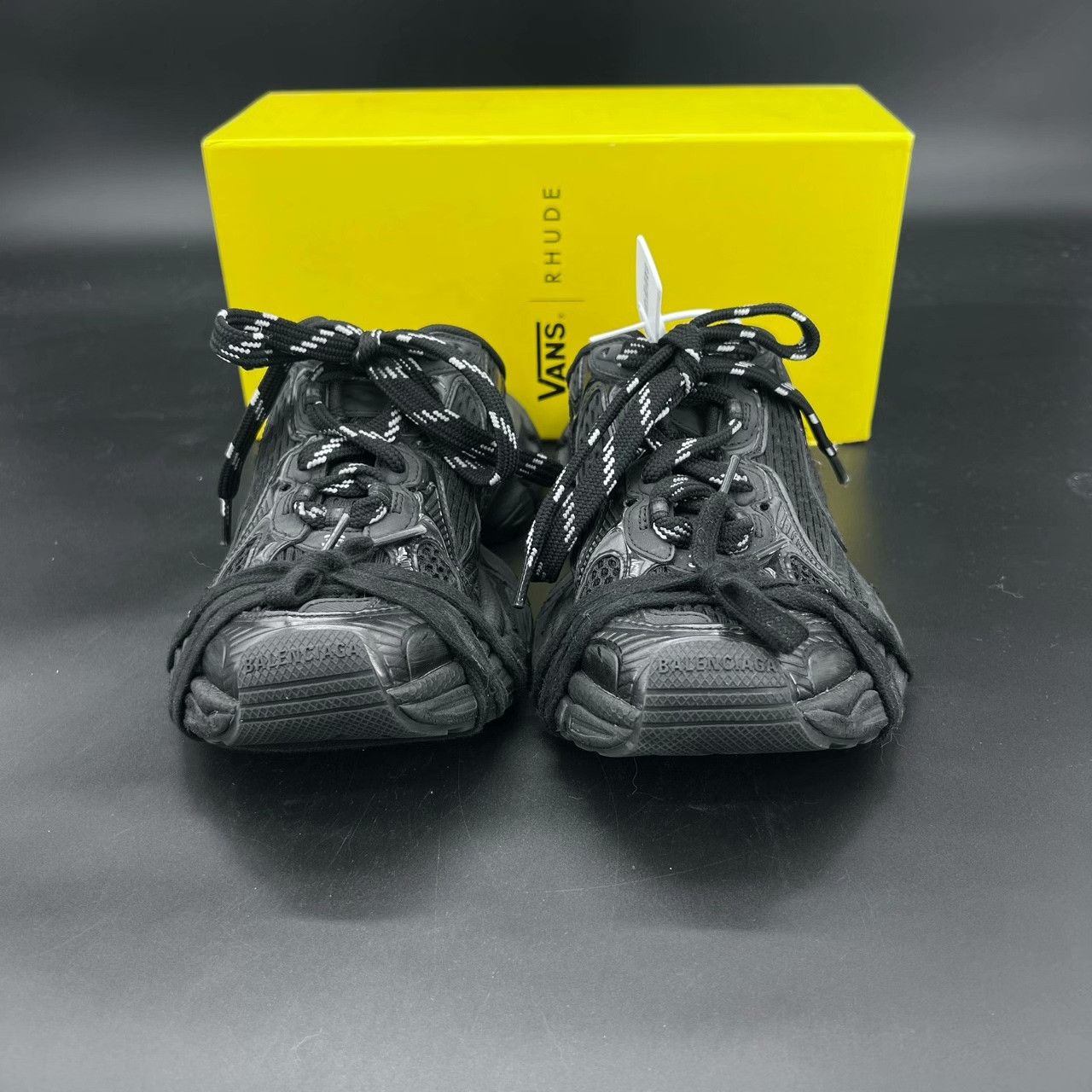 Balenciaga Balenciaga Black Lowtop Sneakers XXXL Men Size US 10 / EU 43 - 4 Thumbnail