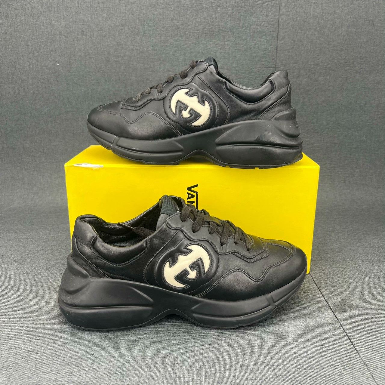 Gucci Gucci Black Lowtop Sneakers 40.5 Men Size US 8 / EU 41 - 2 Thumbnail