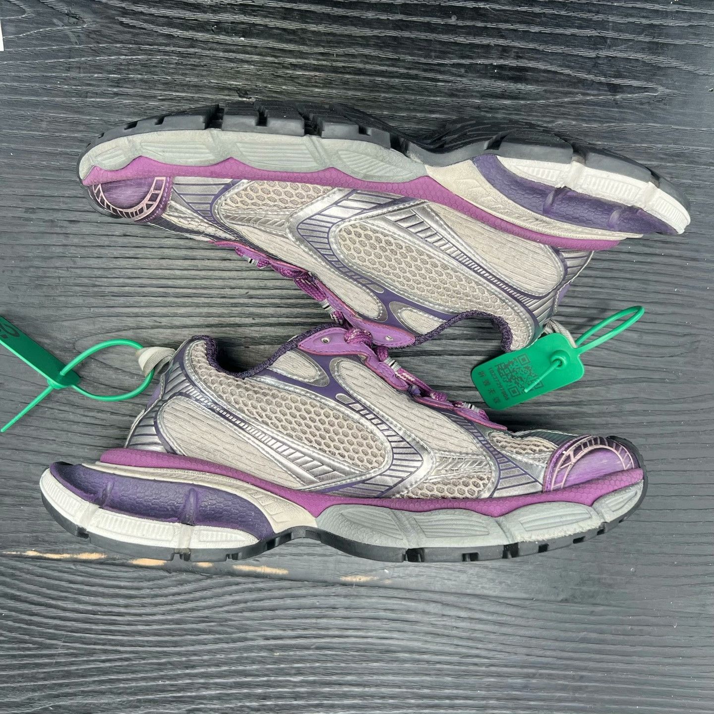 Balenciaga Balenciaga Purple Lowtop Sneakers XXXL Men Size US 10 / EU 43 - 6 Thumbnail