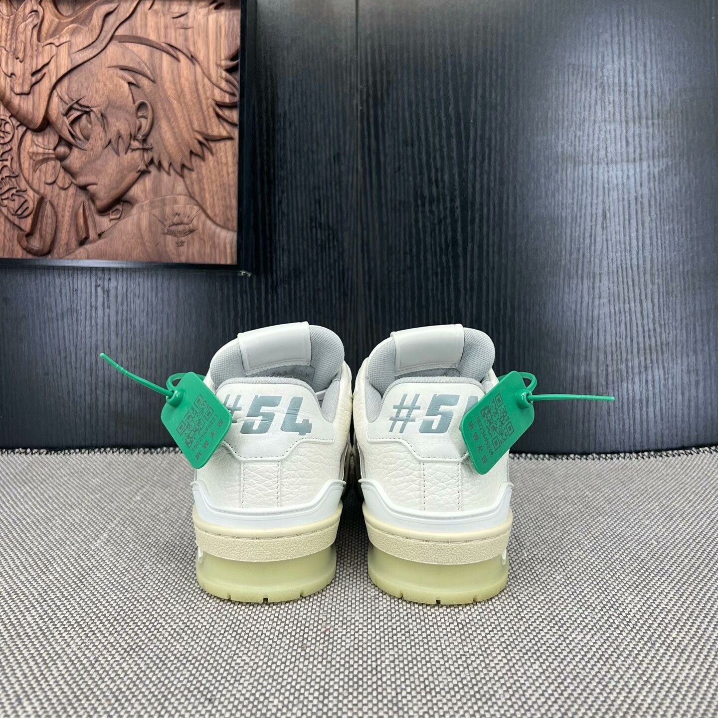 Louis Vuitton Louis Vuitton Training White Lowtop Sneakers 34 Women Size US 4 / IT 34 - 5 Thumbnail