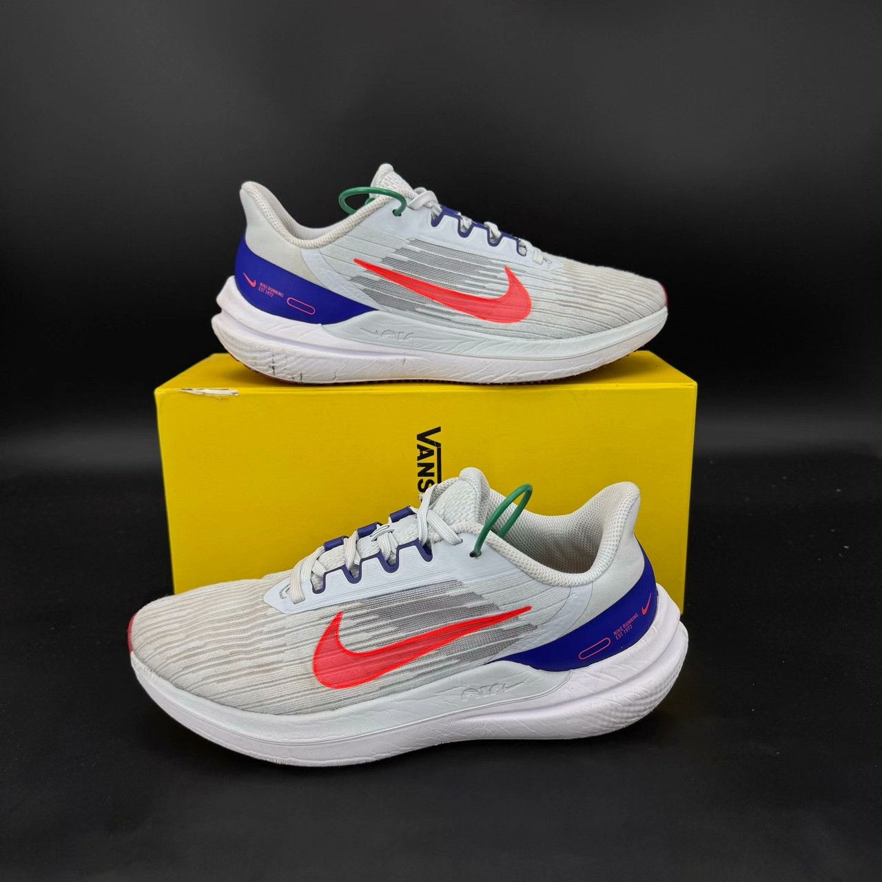 Nike Nike Blue Lowtop Sneakers 40 Men Size US 7.5 / EU 40-41 - 2 Thumbnail