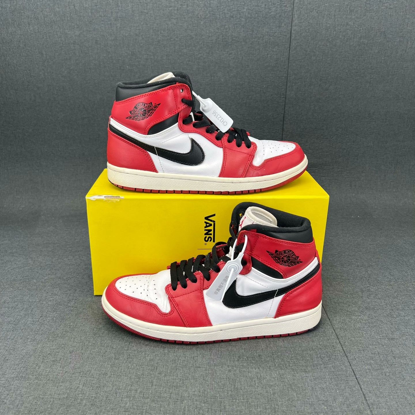 Nike Nike AJ1 Red Lowtop Sneakers 42 Men Size US 9 / EU 42 - 2 Thumbnail