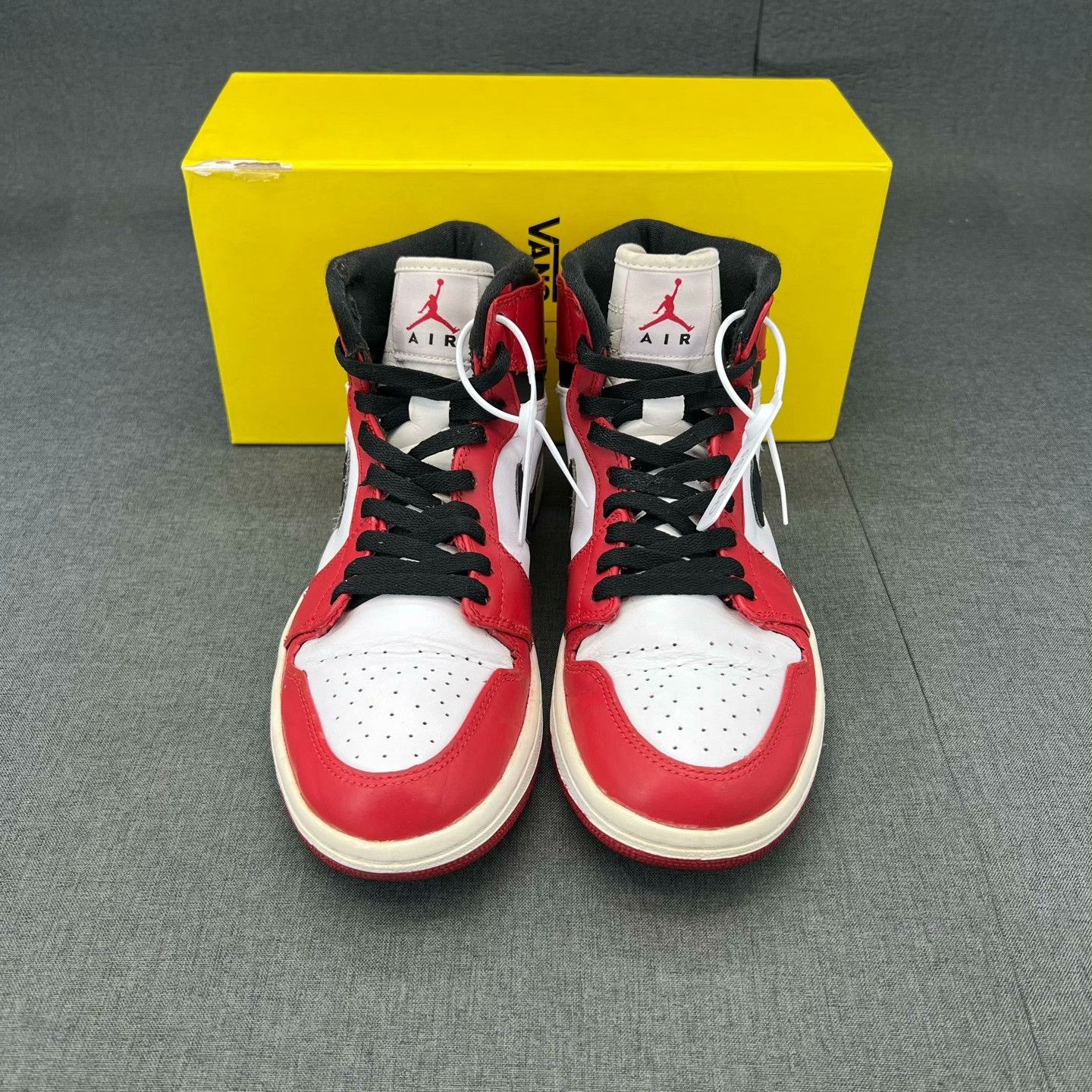 Nike Nike AJ1 Red Lowtop Sneakers 42 Men Size US 9 / EU 42 - 4 Thumbnail