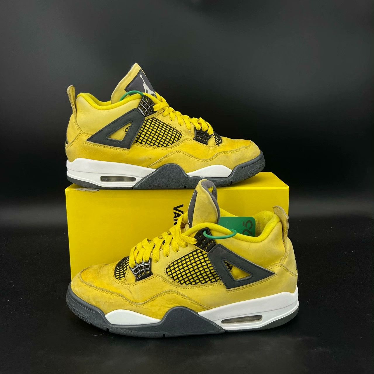 Nike Nike AJ4 White Lowtop Sneakers 44 Men Size US 10.5 / EU 43-44 - 3 Thumbnail
