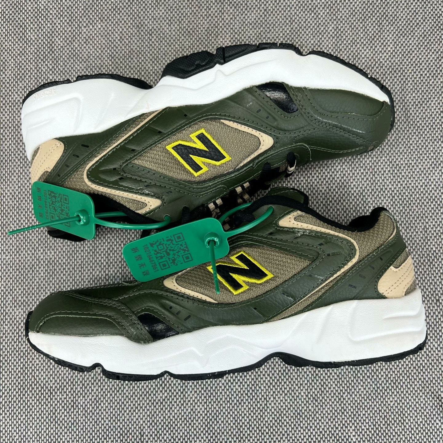 New Balance New Balance Green Lowtop Sneakers 40 Men Size US 7.5 / EU 40-41 - 3 Thumbnail