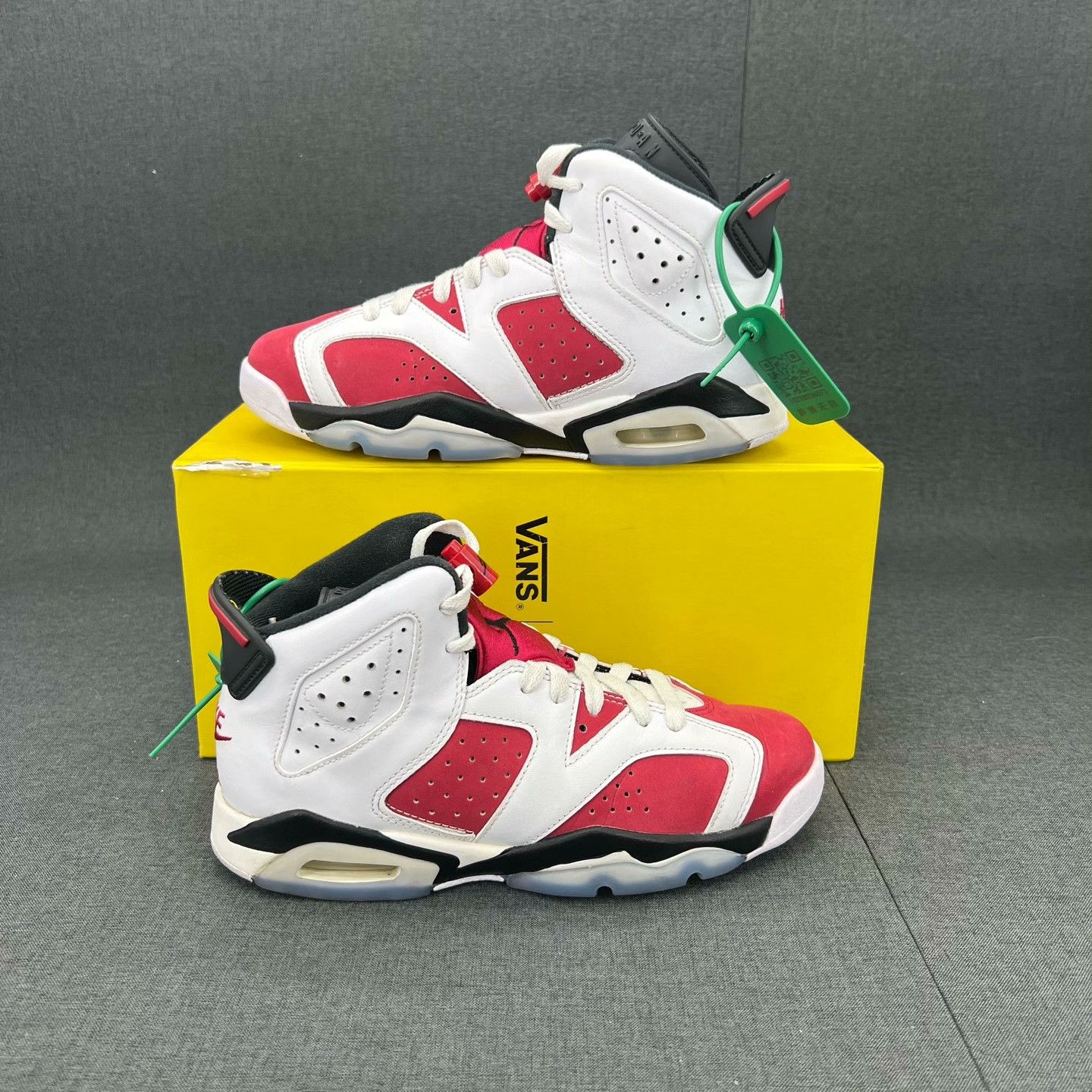 Nike Nike AJ6 Red Lowtop Sneakers 38 Men Size US 6 / EU 39 - 2 Thumbnail