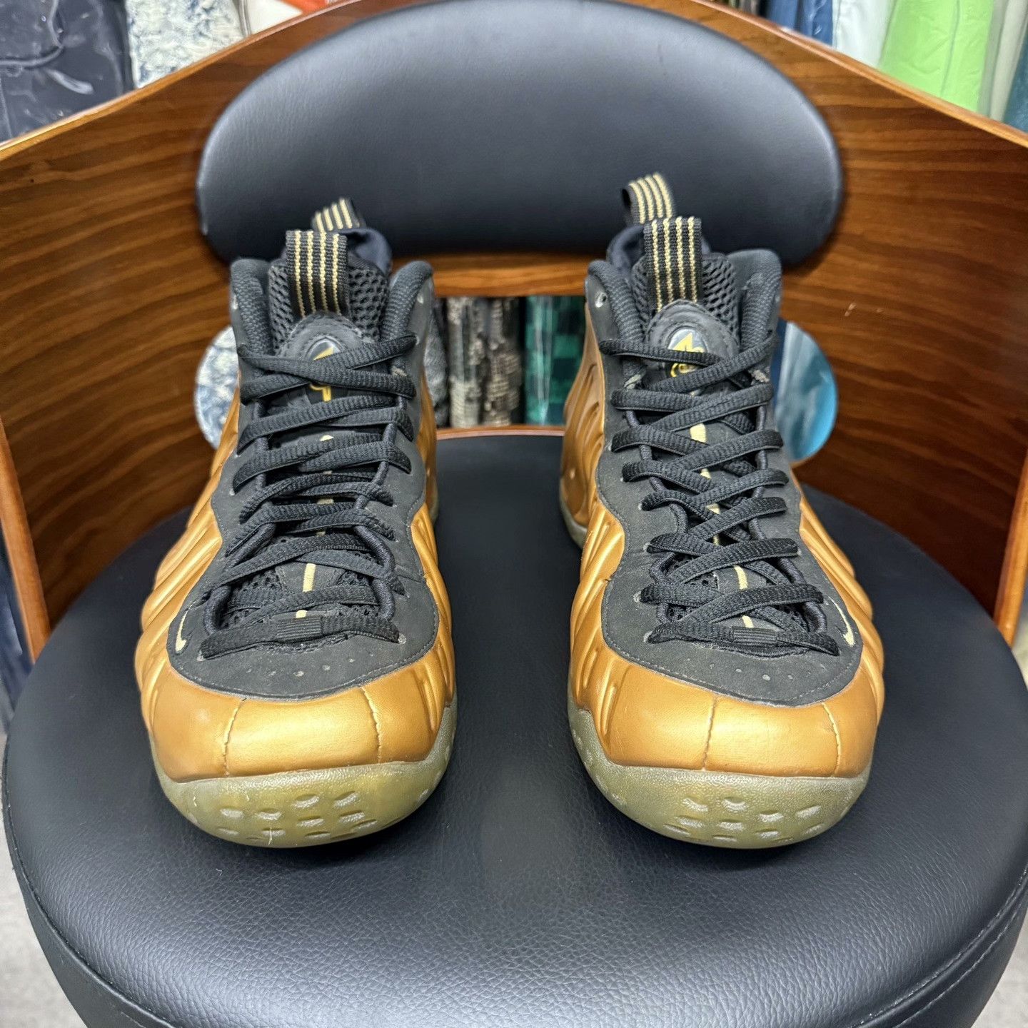 Nike Nike Gold Lowtop Sneakers 41 Men Size US 8.5 / EU 41-42 - 2 Thumbnail