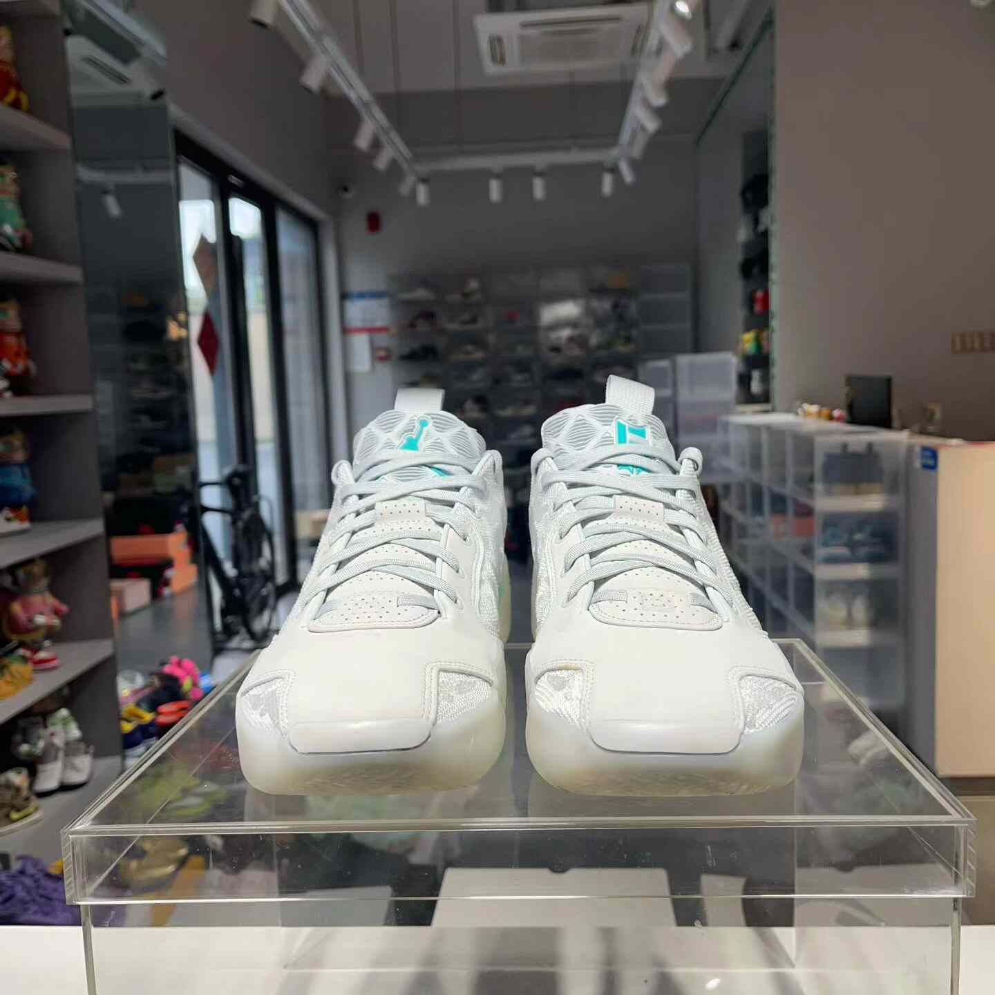Nike Nike Lowtop Sneakers 39 Men Size US 6.5 / EU 39-40 - 2 Thumbnail