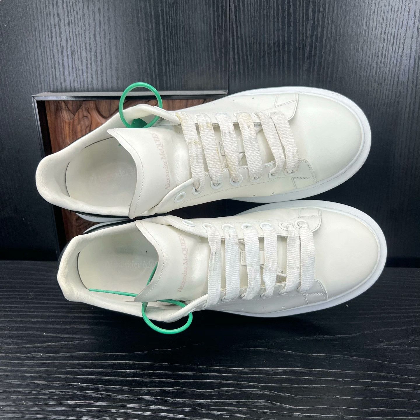Alexander McQueen Alexander McQueen Leather Black Lowtop Sneakers 43 Men Size US 10 / EU 43 - 2 Thumbnail